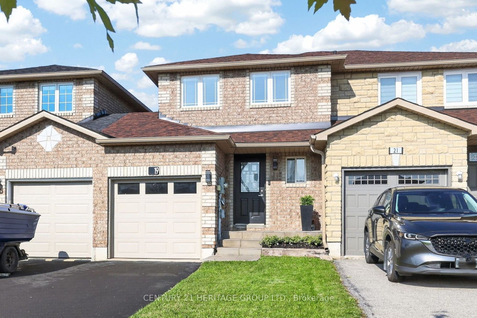 19 Majesty Boulevard, Barrie, ON L4M 7K3