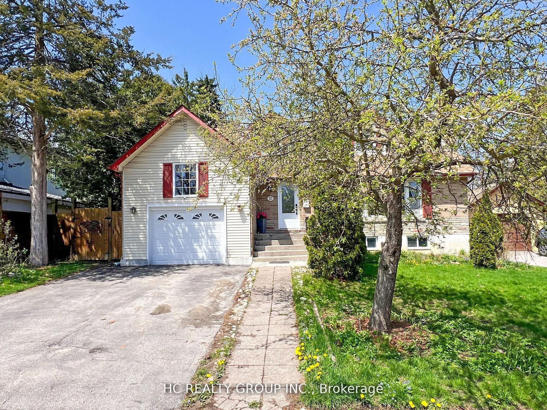 10 NORTH Street, Barrie, ON L4M 2R9 photo 3