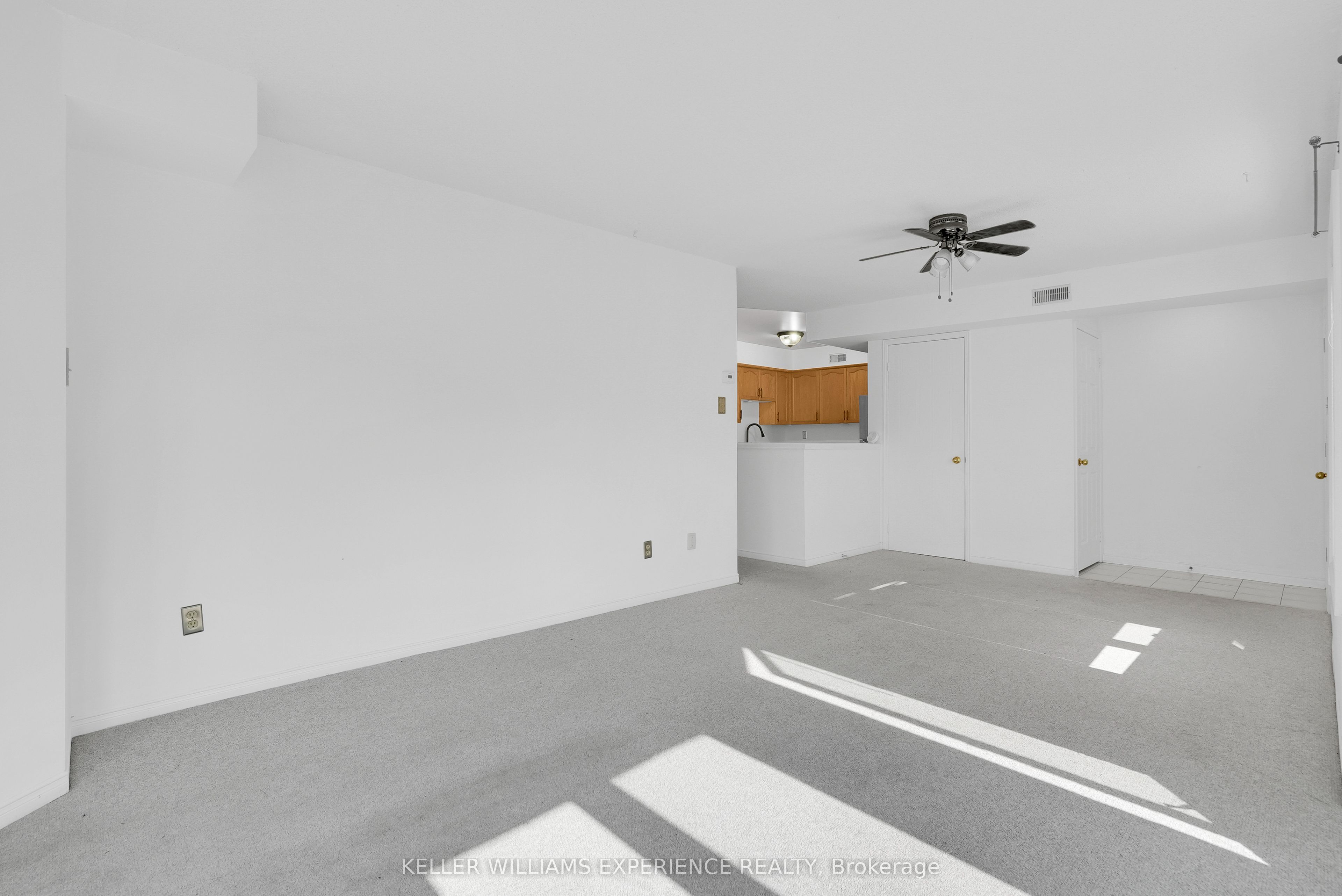 492 Laclie Street 204, Orillia, ON L3V 7V2 photo 4