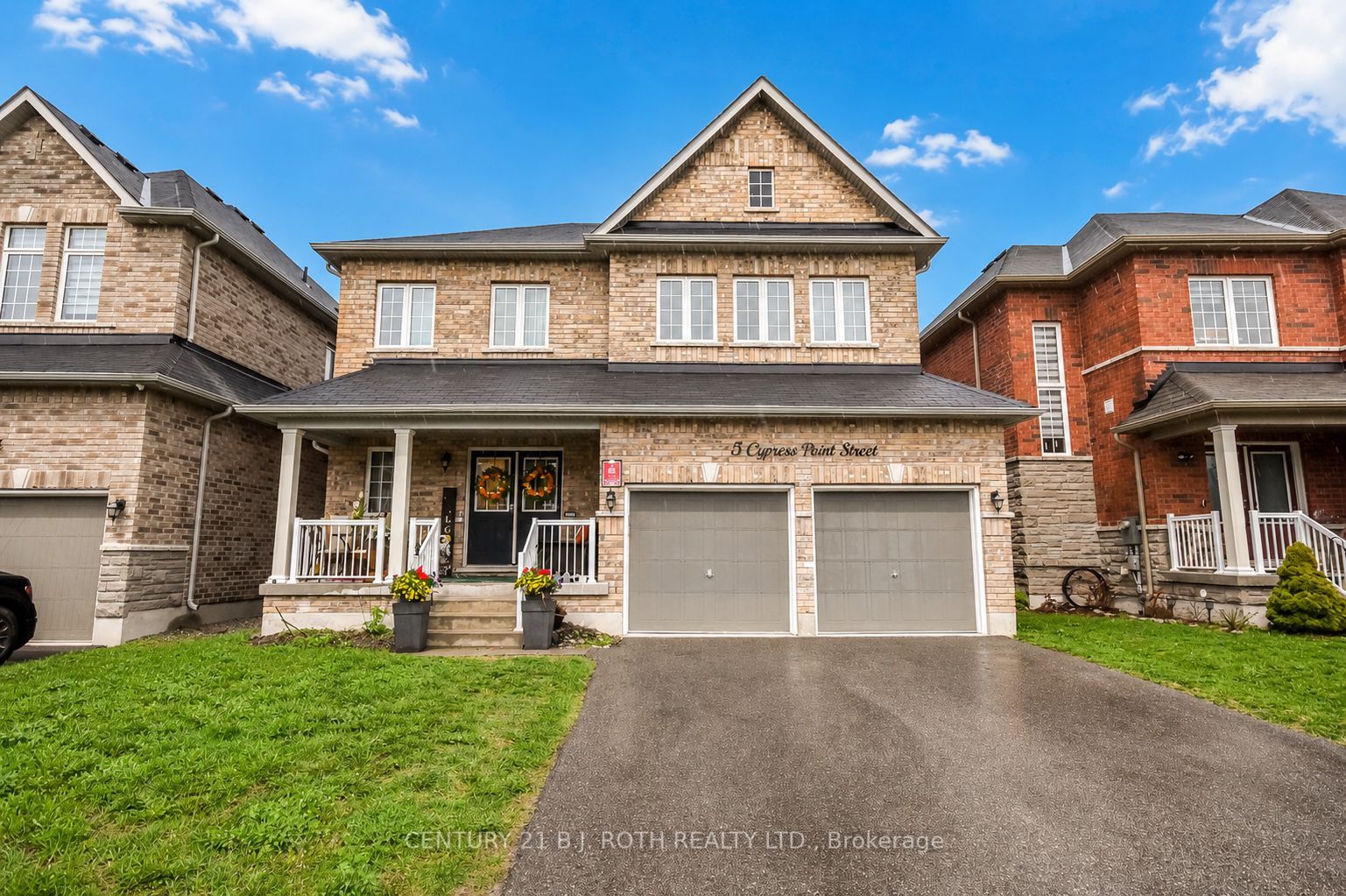 5 Cypress Point Street, Barrie, ON L4N 6J9