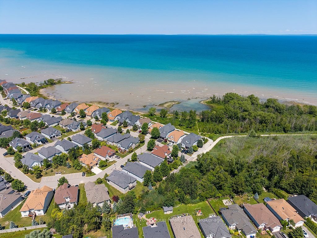 46 Starboard Circle, Wasaga Beach, ON L9Z 0E9 photo 3