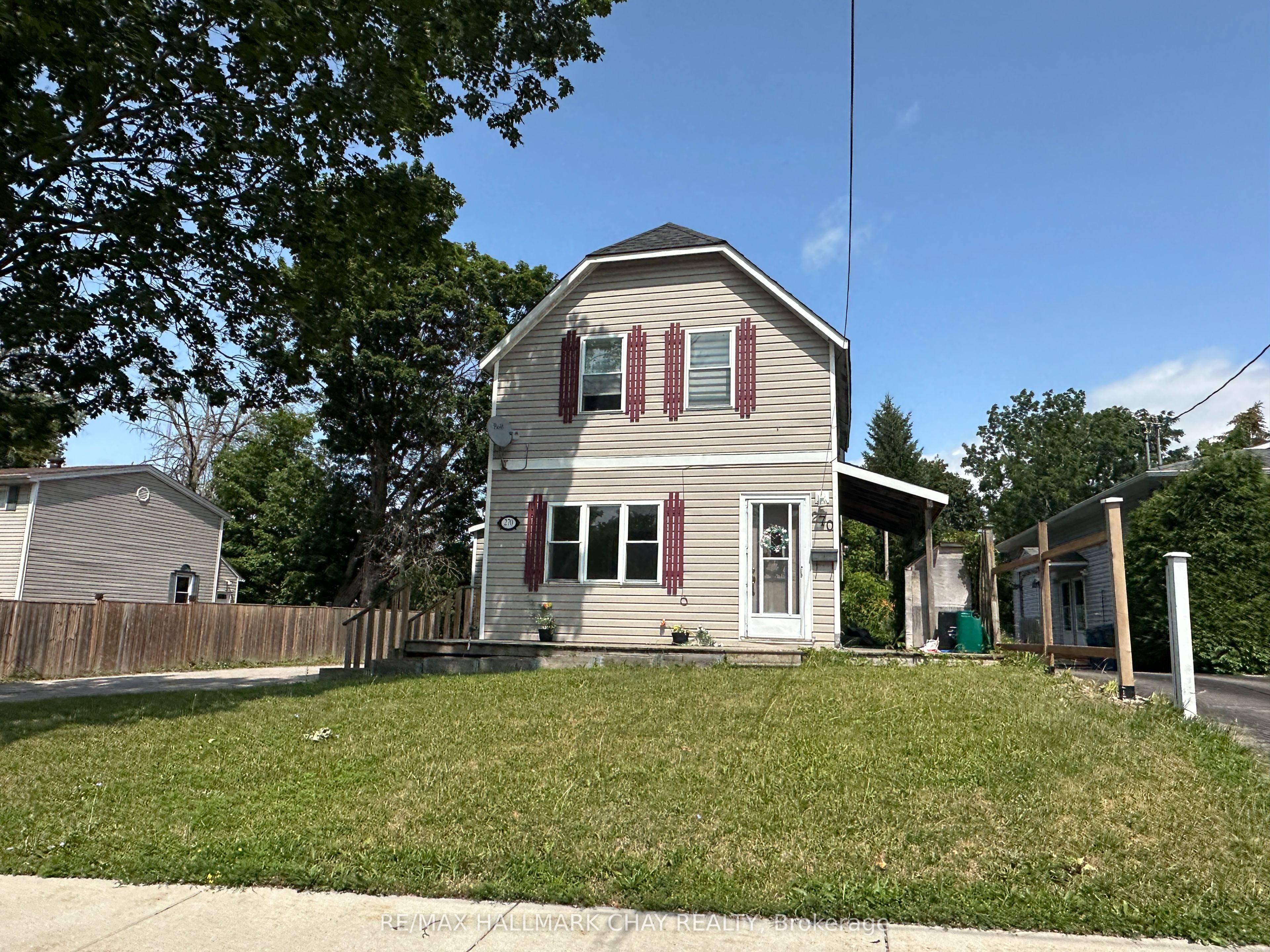270 Moffat Street A, Orillia, ON L3V 4G1