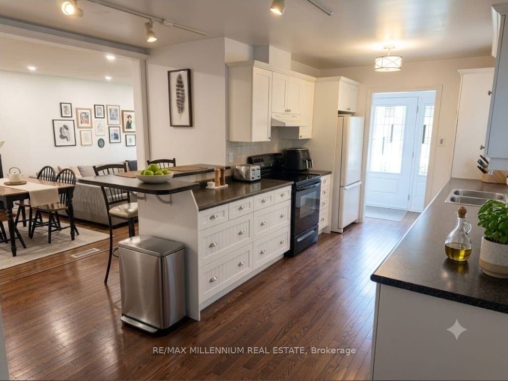 5 Pepler Place, Barrie, ON L4N 5E3 photo 5
