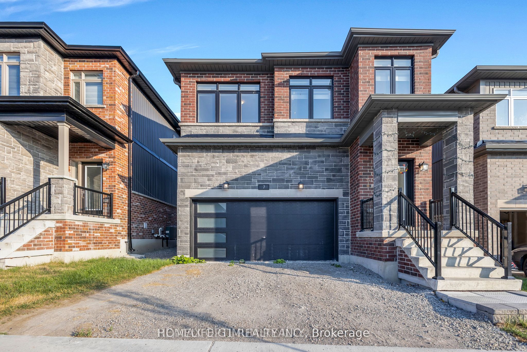 7 Barnyard Trail, Barrie, ON L9J 0Y1 photo 2