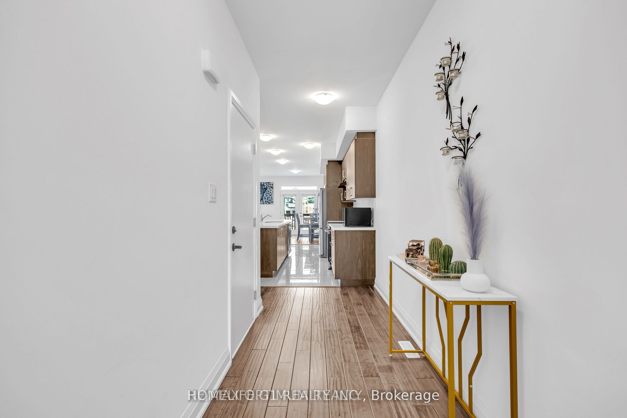 7 Barnyard Trail, Barrie, ON L9J 0Y1 photo 4