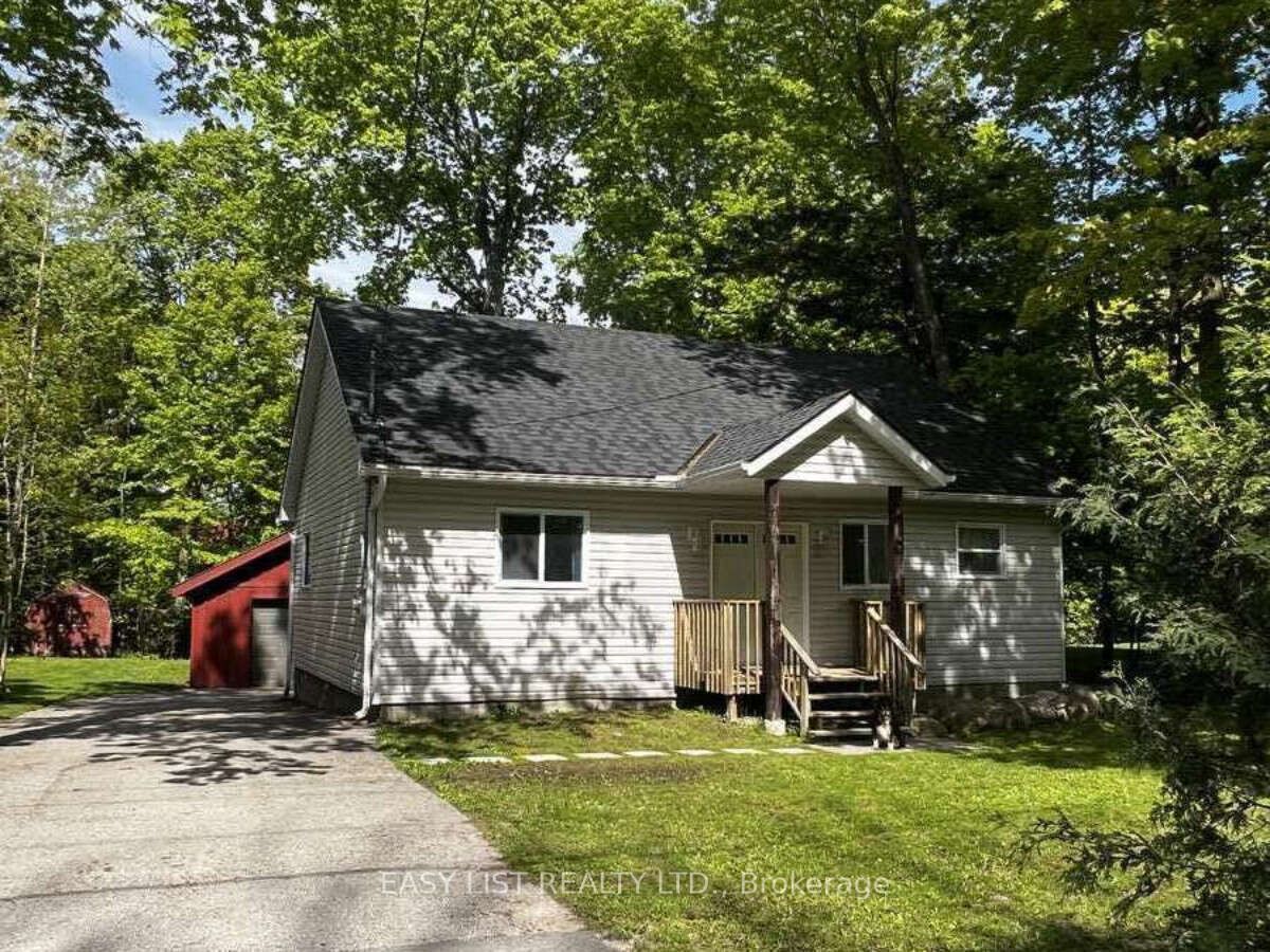2135 Champlain Road, Tiny, ON L9M 0B1 photo 2