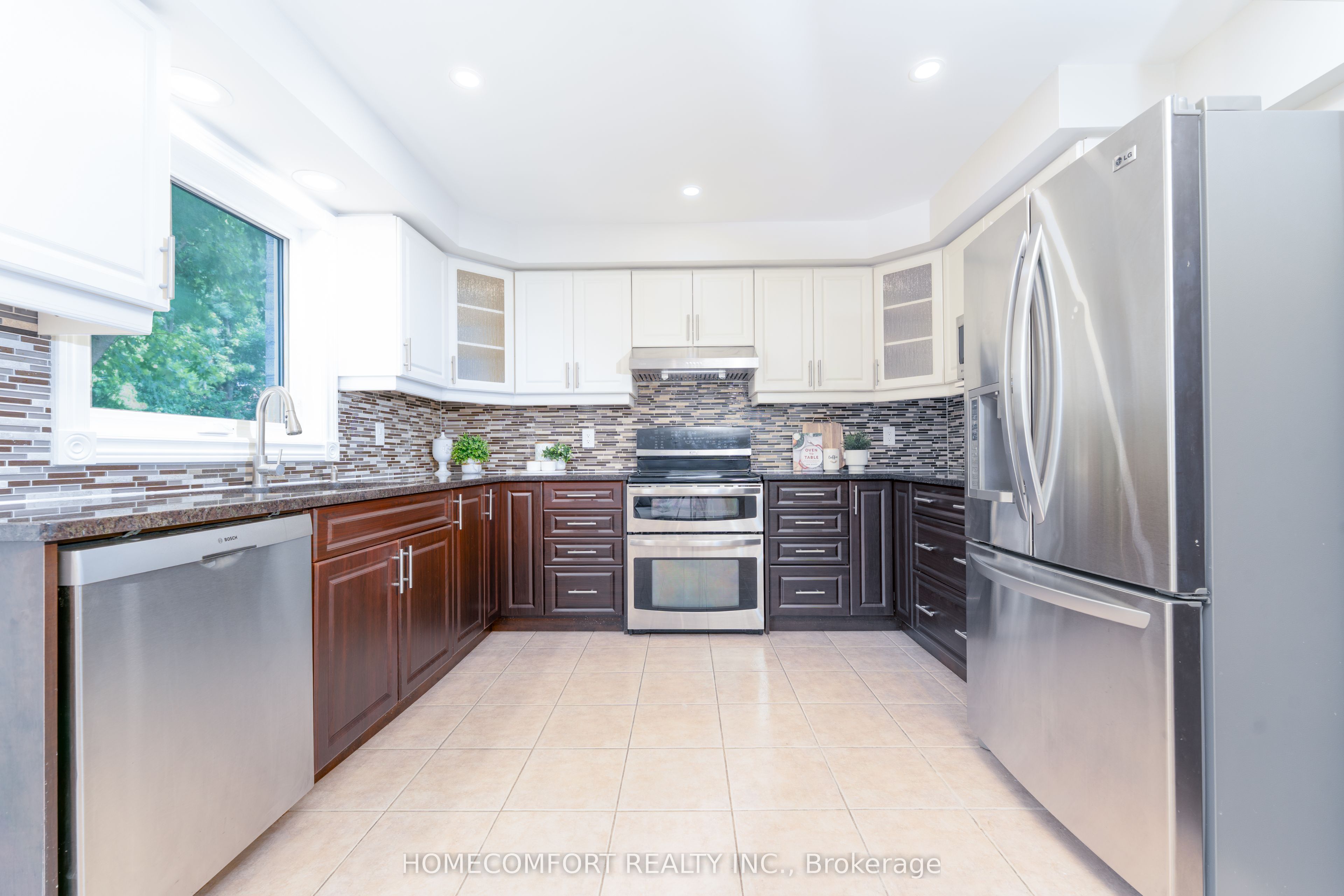 68 GRACE Crescent, Barrie, ON L4N 9S5 photo 5