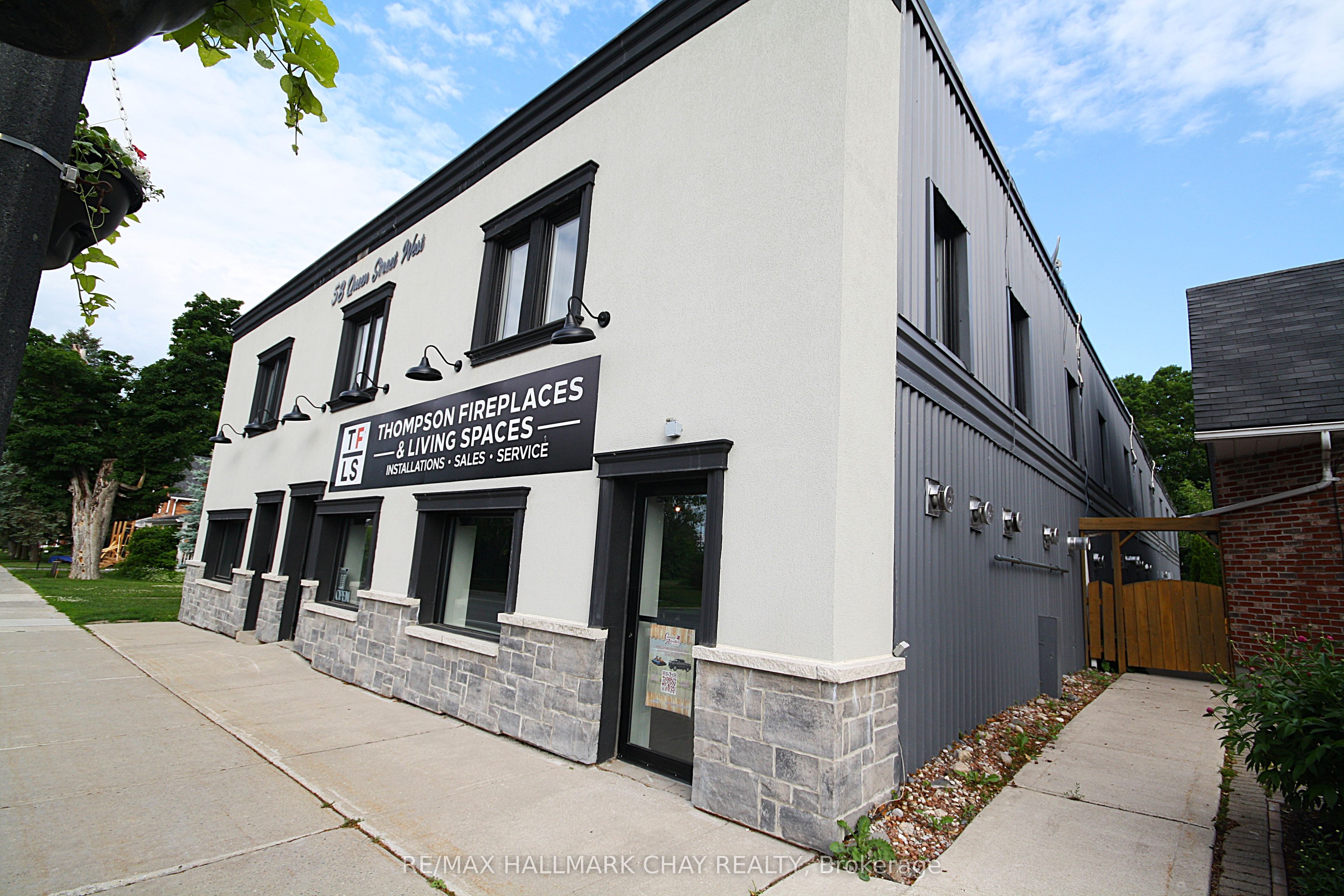 58 Queen Street W 4, Springwater, ON L0L 1P0