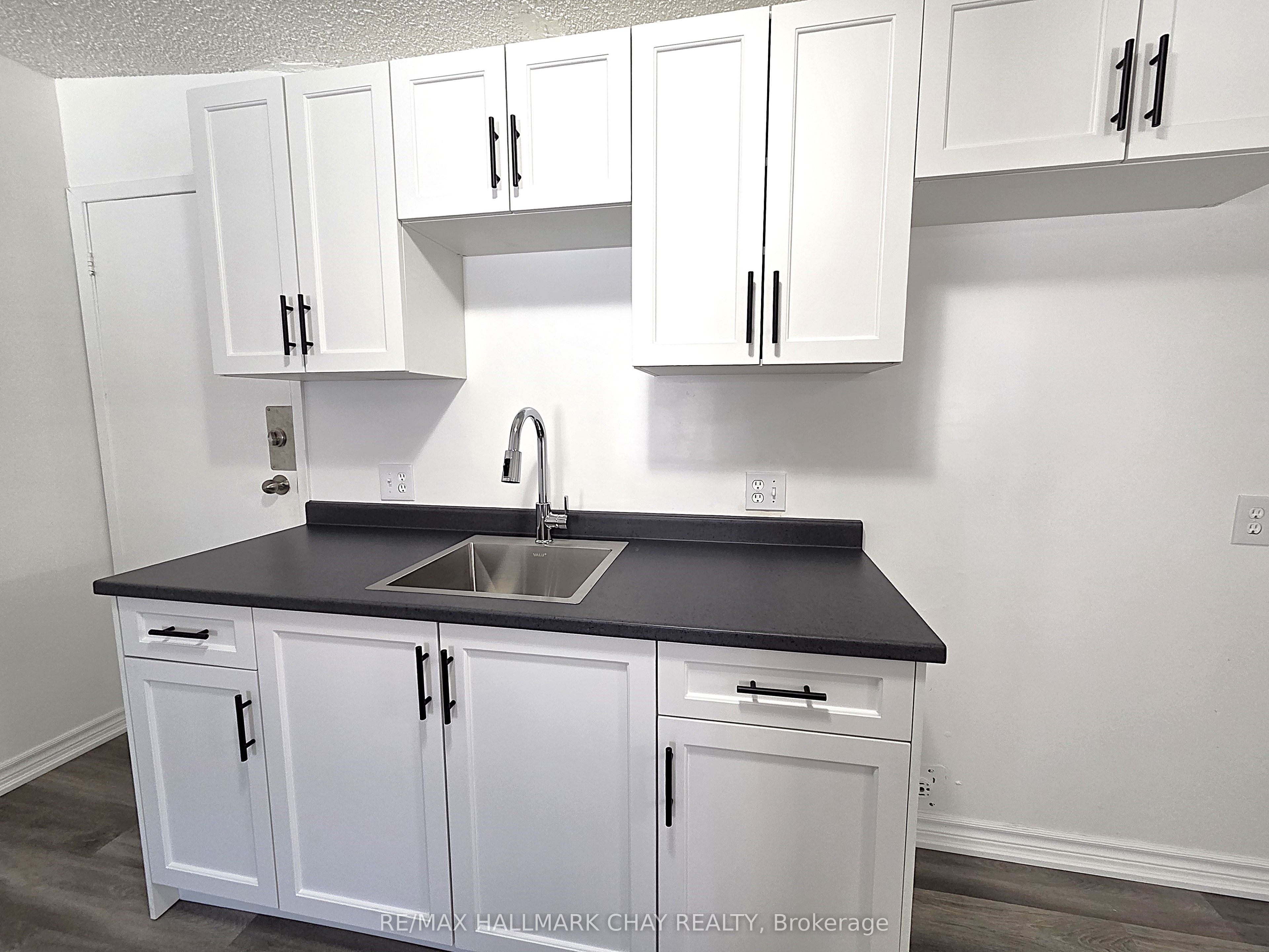58 Queen Street W 4, Springwater, ON L0L 1P0 photo 3