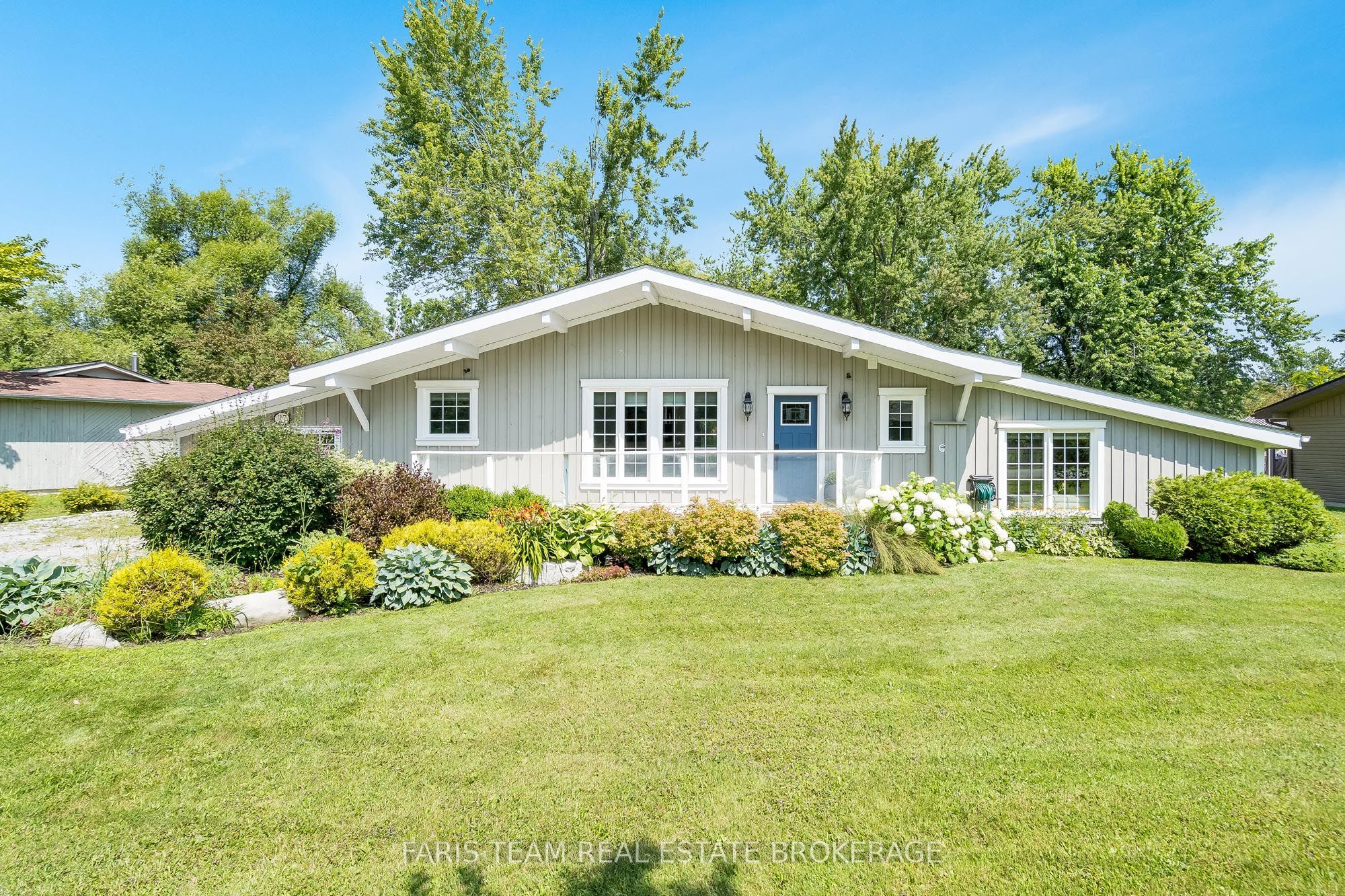 27 Poplar Crescent, Ramara, ON L0K 1B0