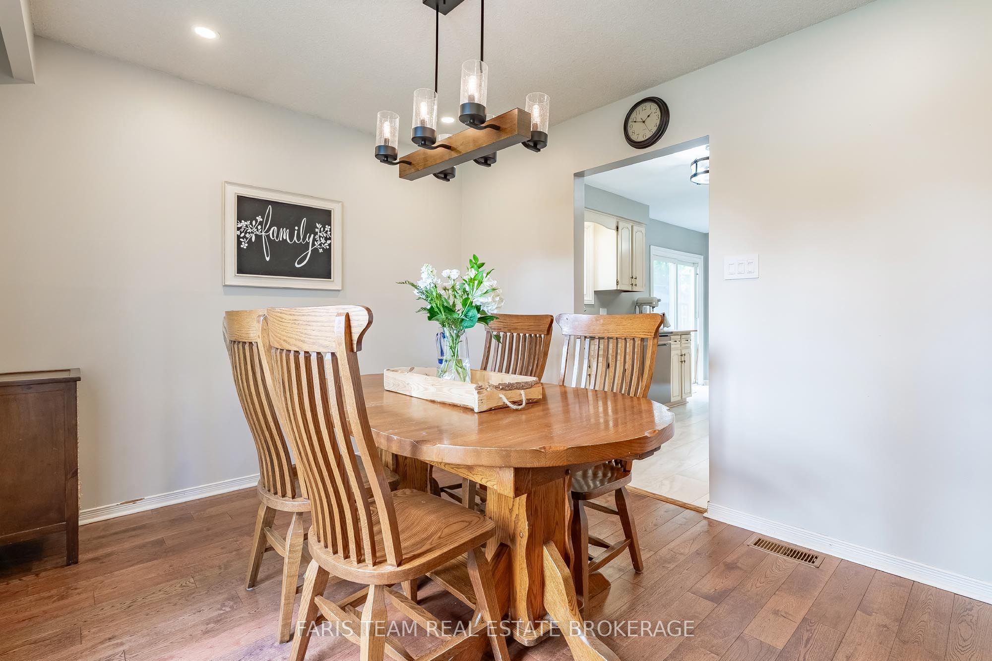1202 Sunnidale Road, Springwater, ON L4M 4S4 photo 5