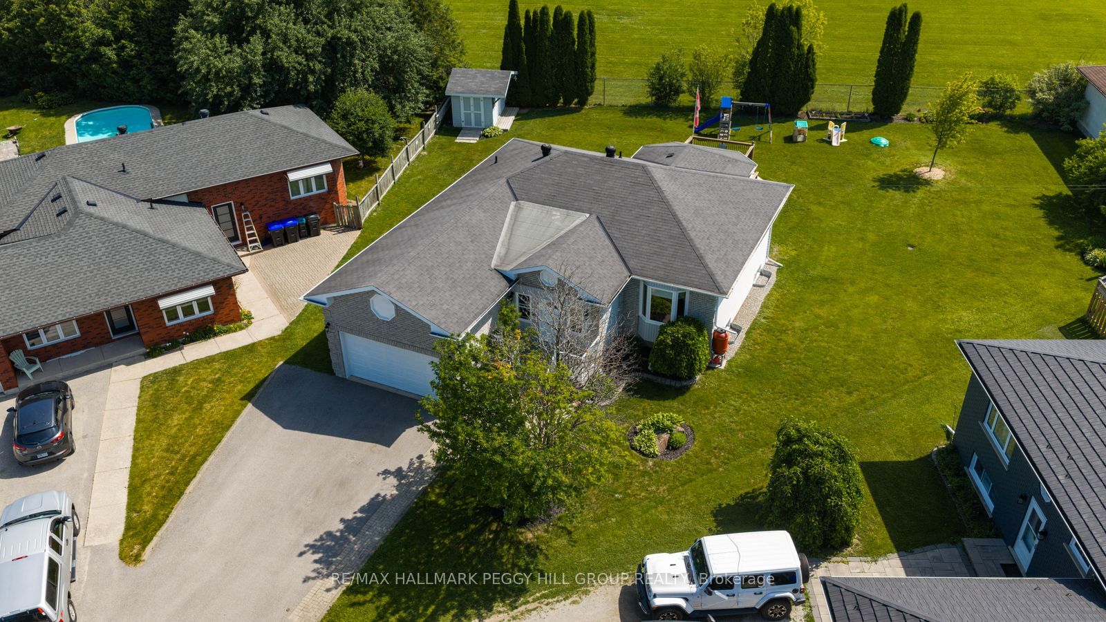 5 Allan Court, Springwater, ON L0L 1P0 photo 2