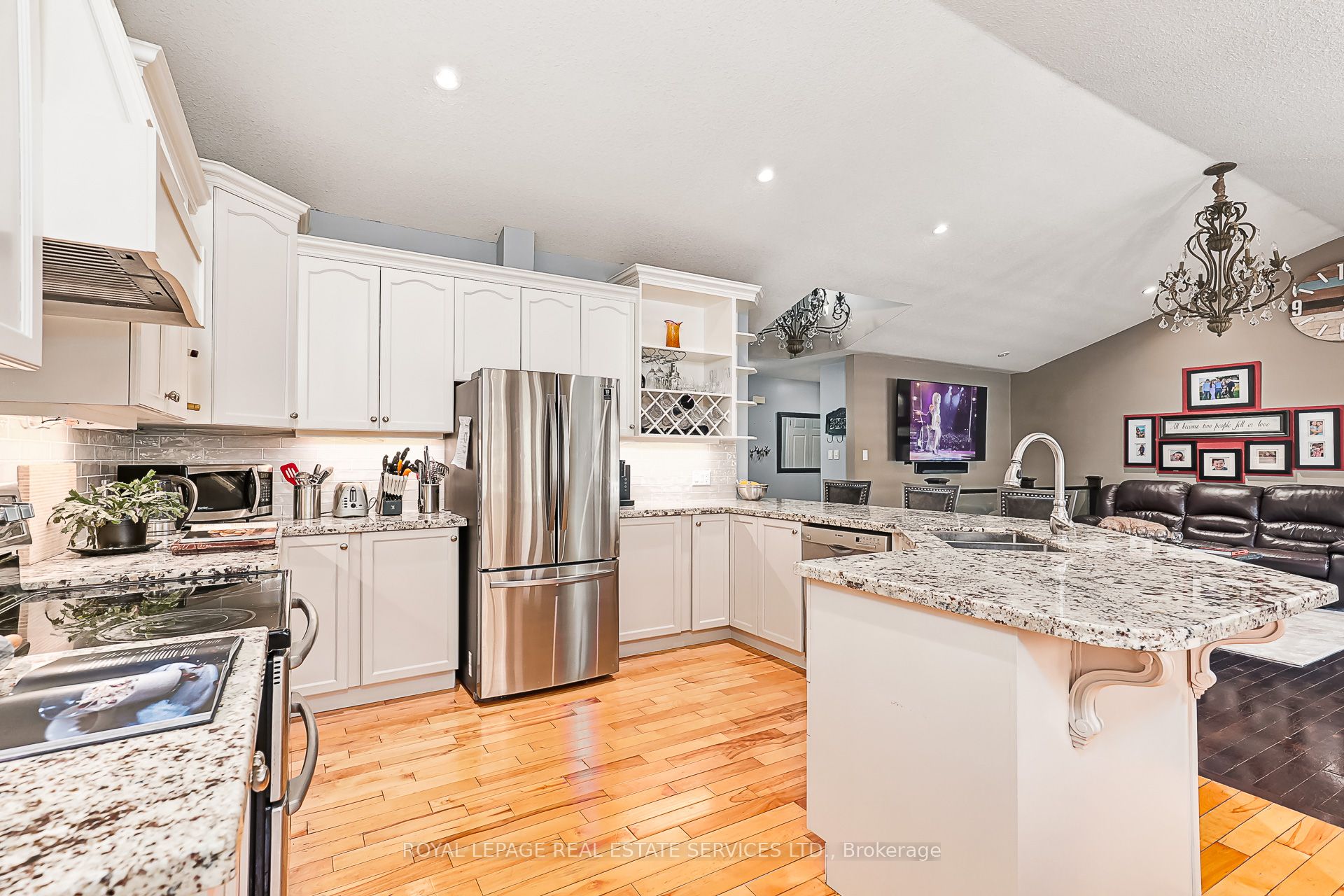 2 Alexandra Lane, Wasaga Beach, ON L9Z 1N5 photo 5