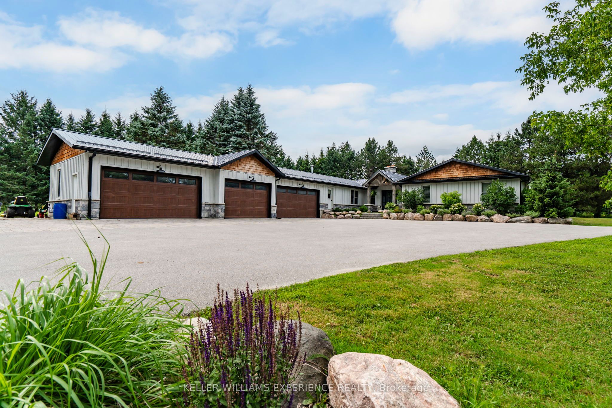320 6 Concession E, Tiny, ON L0L 2T0