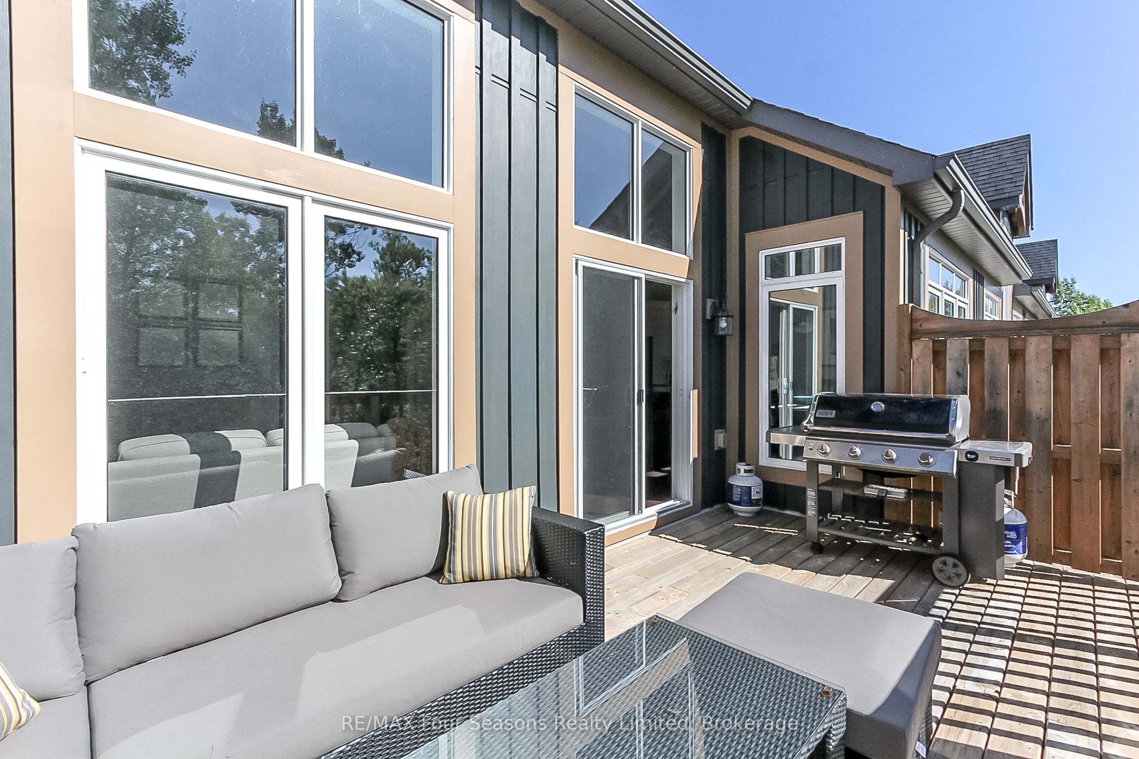 12 Robbie Way, Collingwood, ON L9Y 0X5 photo 4