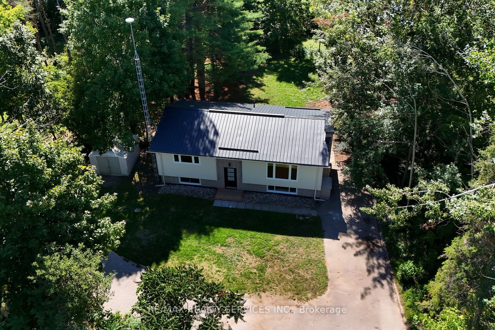 8570 Hwy 12 N/A, Oro-Medonte, ON L3V 0K1 photo 3