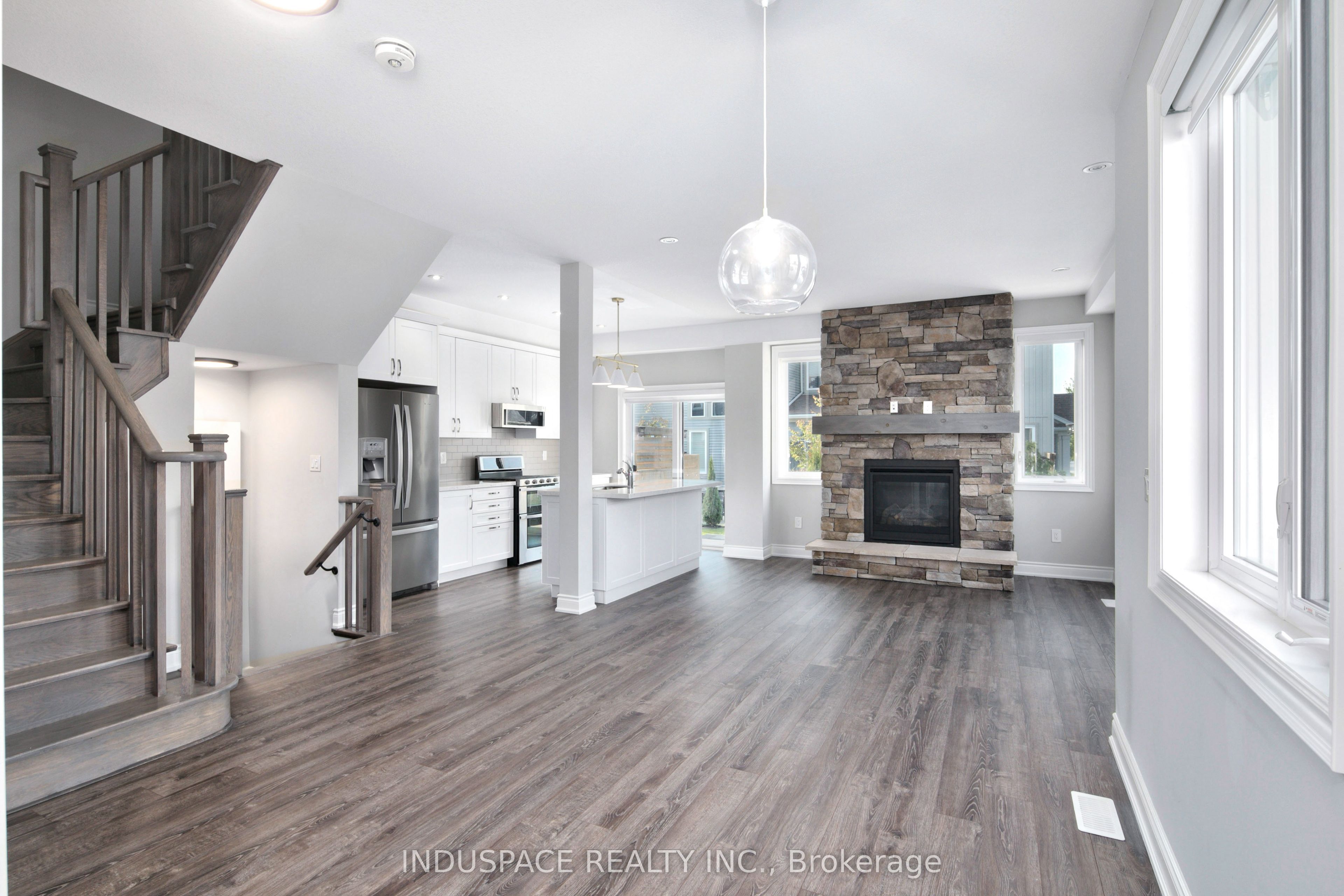 1 Kennedy Avenue, Collingwood, ON L9Y 0Z5 photo 4