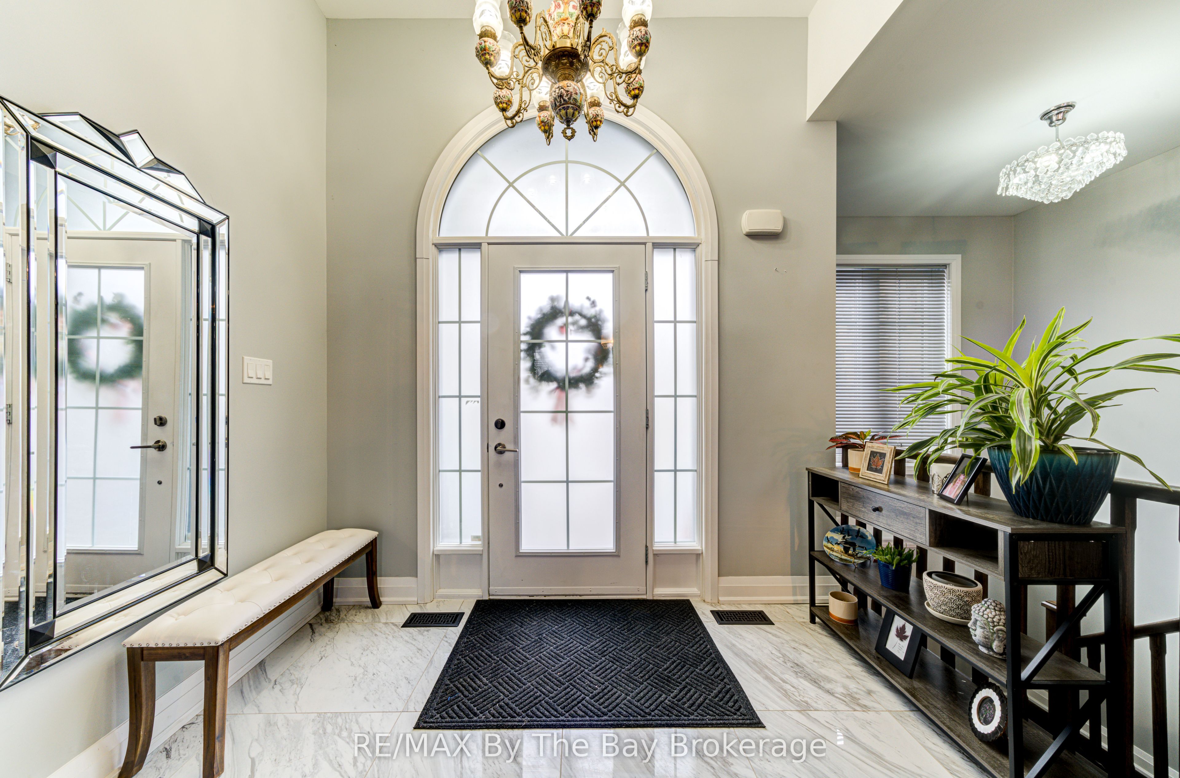 16 Walnut Drive, Wasaga Beach, ON L9Z 0A9 photo 4