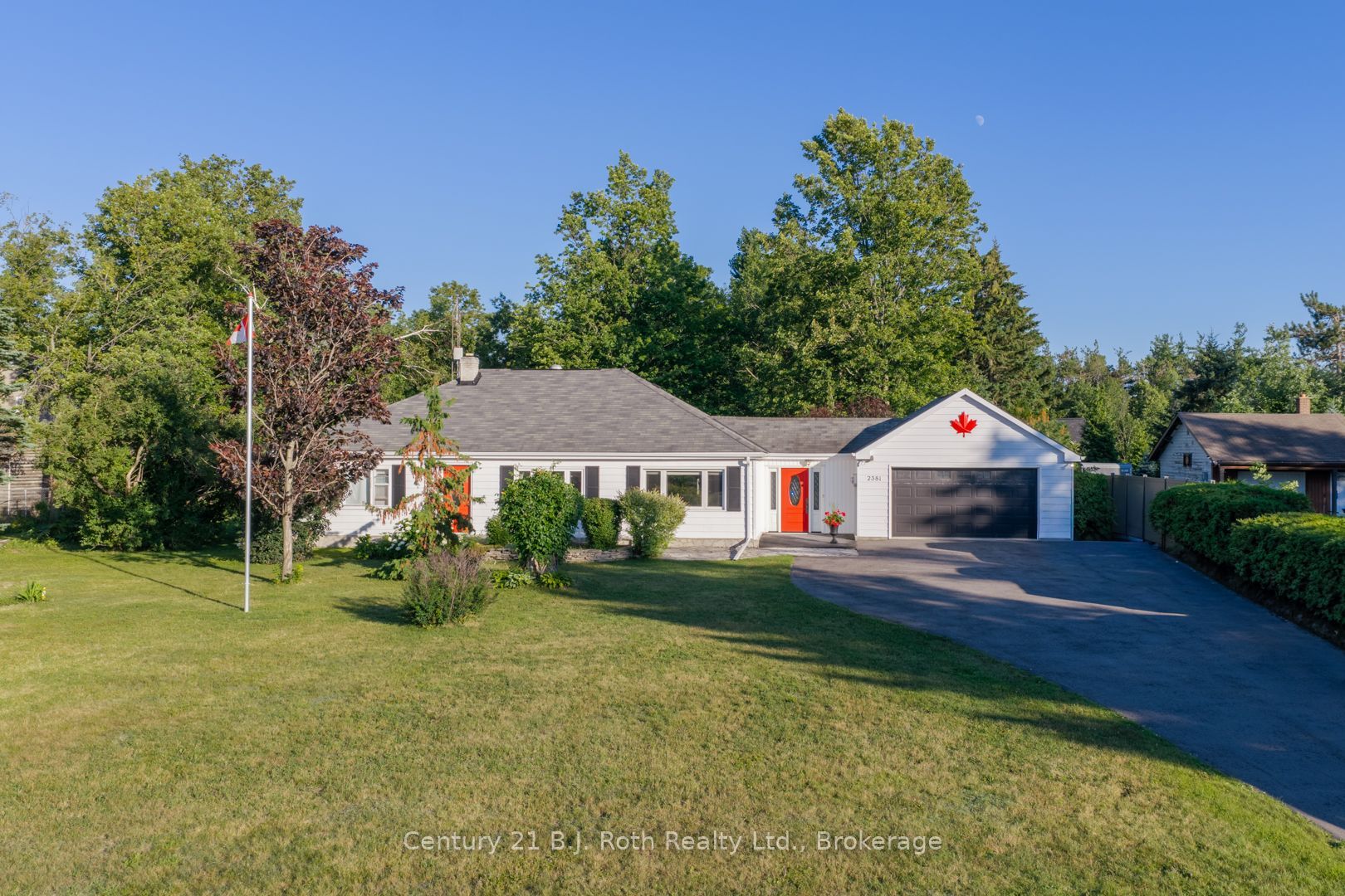 2381 11 Highway, Oro-Medonte, ON L0L 2E0 photo 2