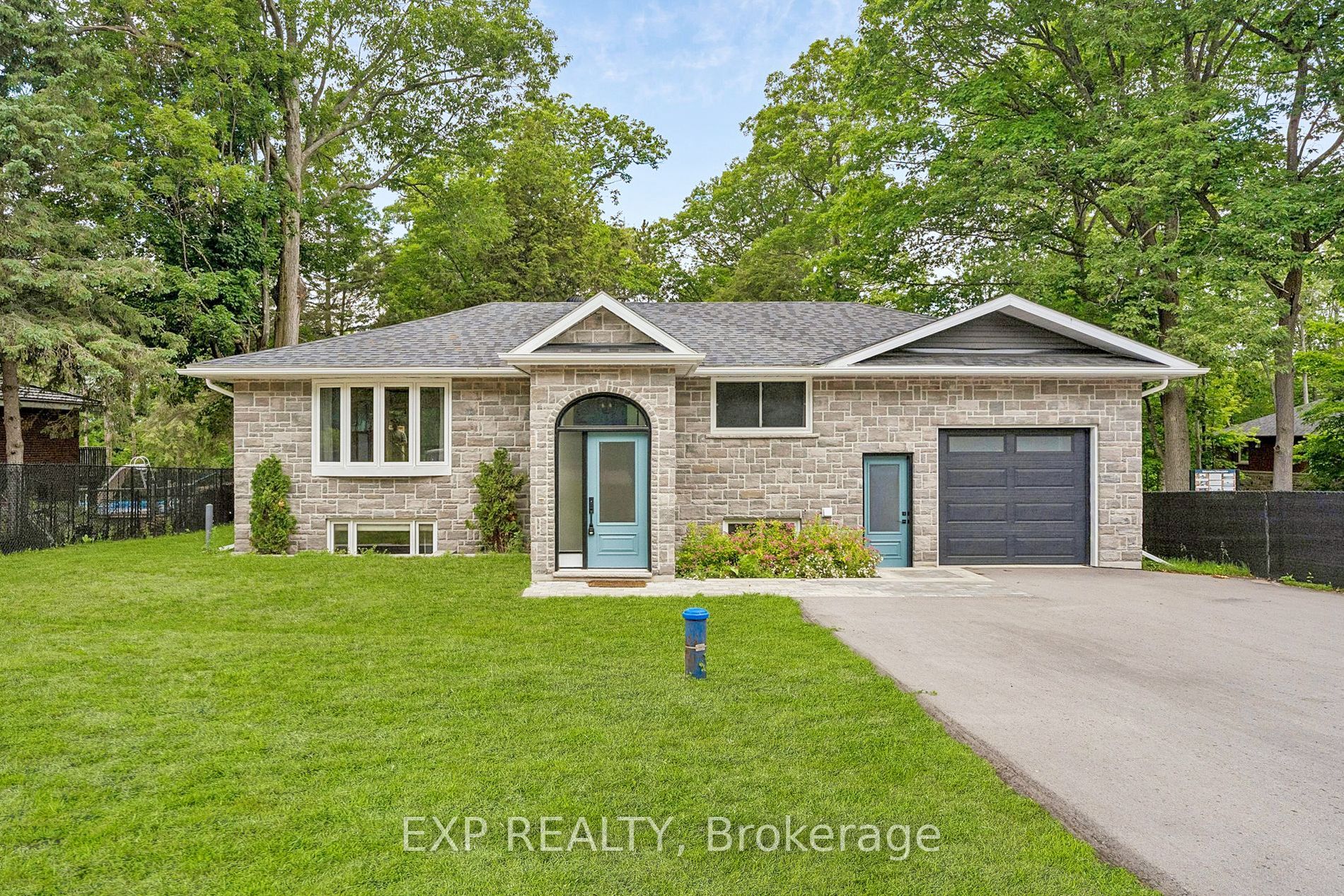 2386 South Orr Lake Road, Springwater, ON L0L 1P0