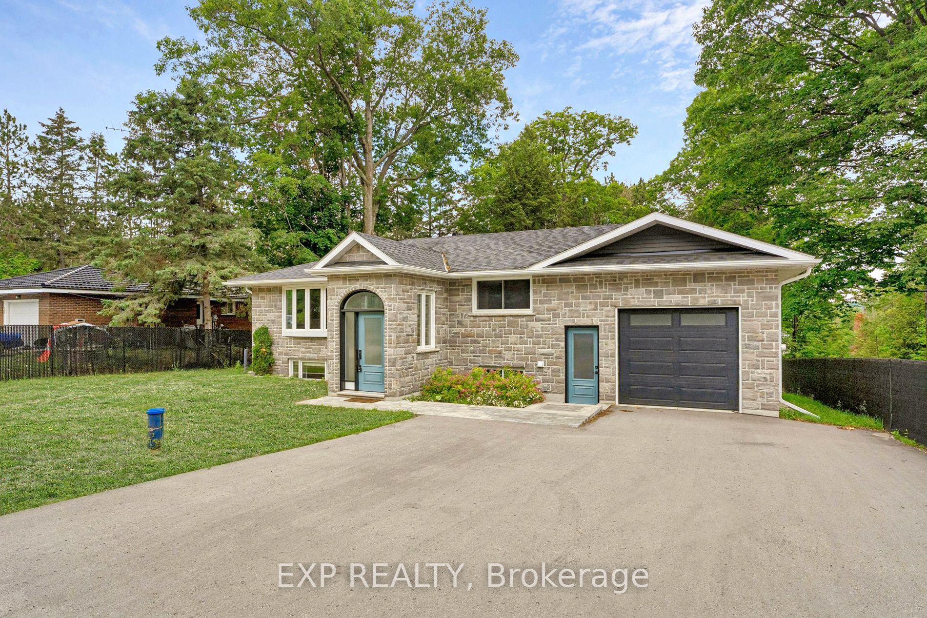 2386 South Orr Lake Road, Springwater, ON L0L 1P0 photo 2