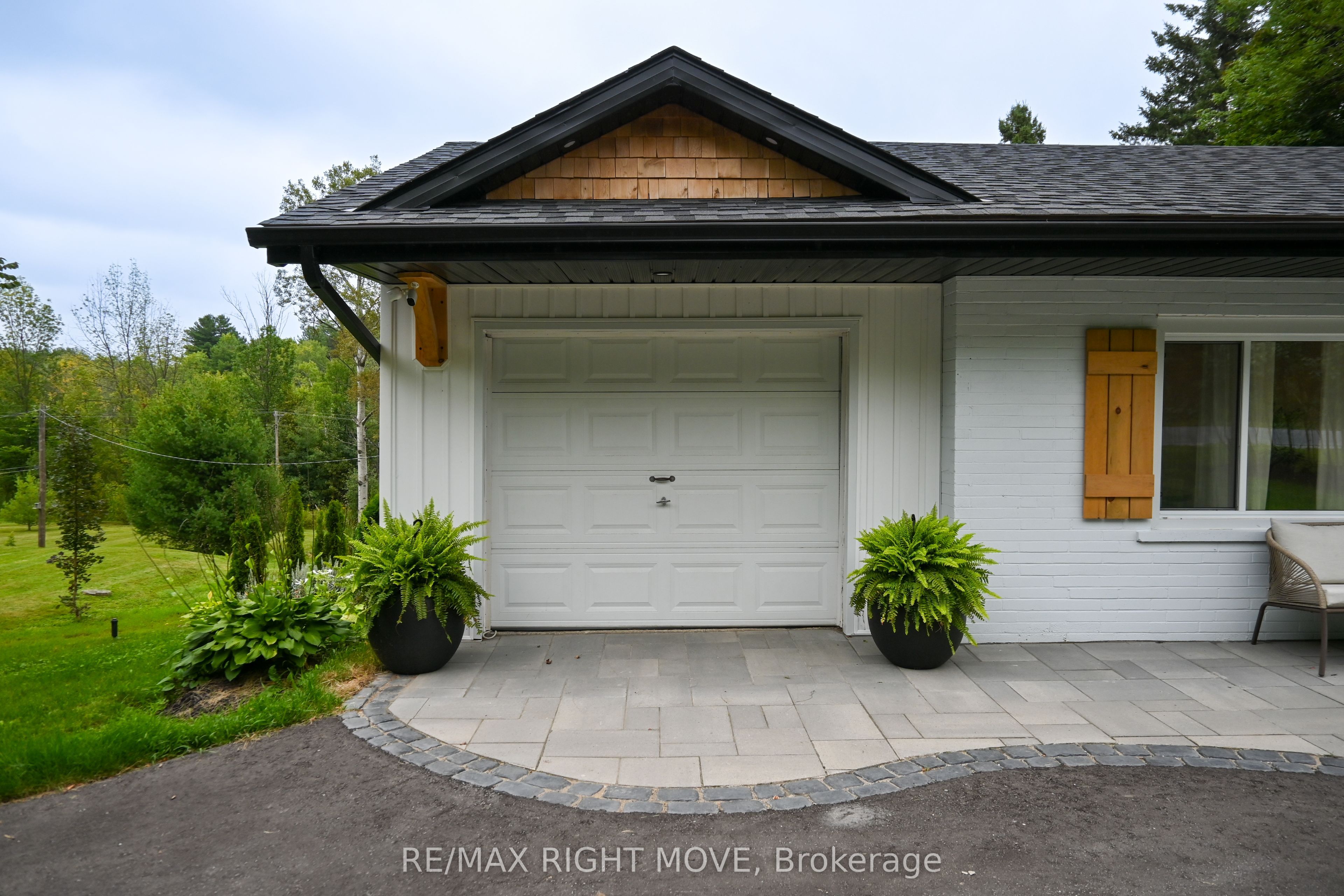 4287 Huronia Road, Severn, ON L3V 0G6 photo 4