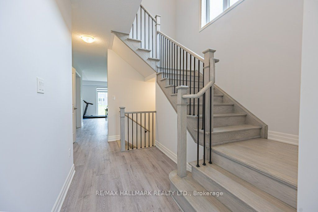 32 NICORT Road, Wasaga Beach, ON L9Z 0N4 photo 5