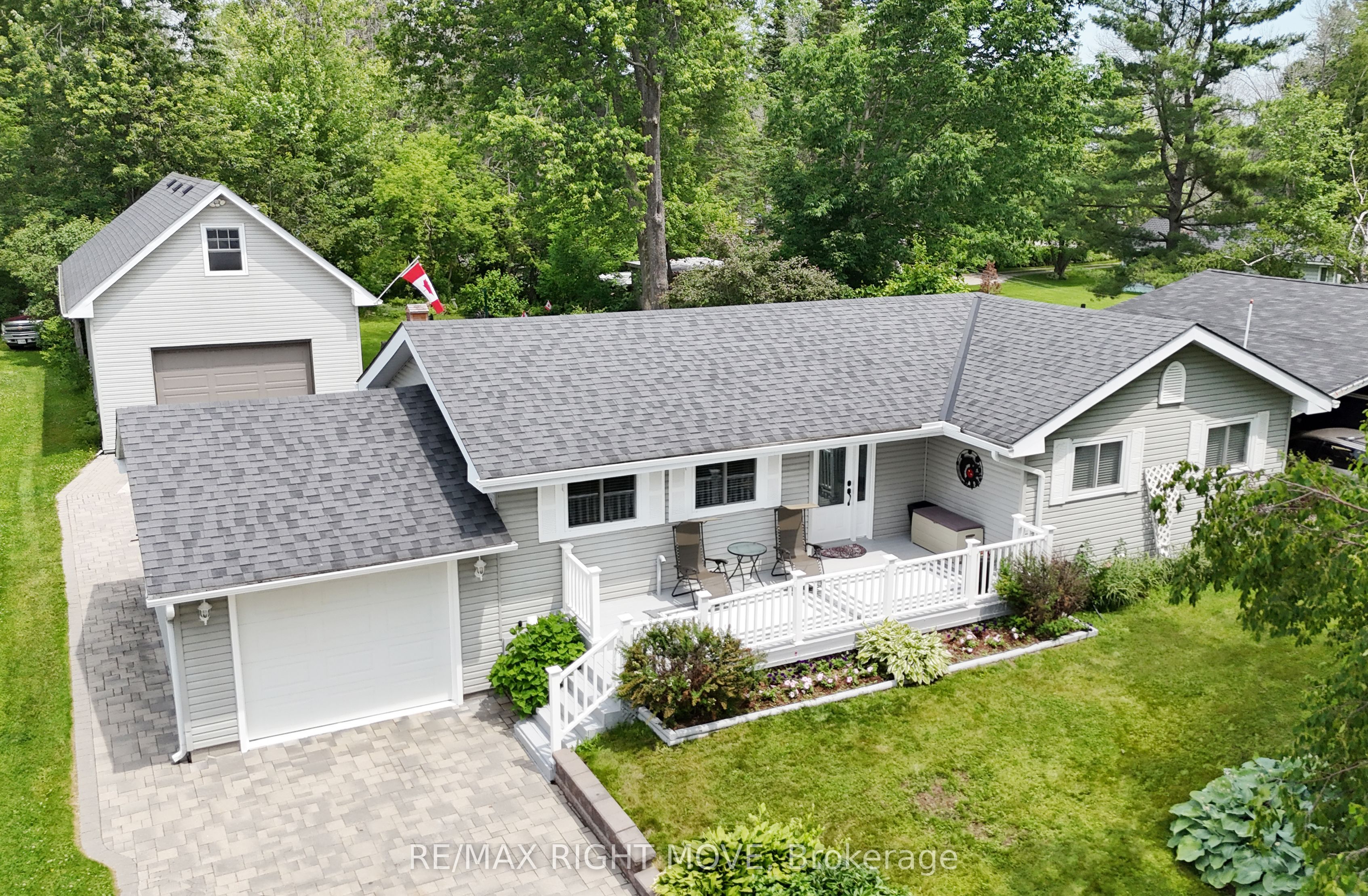 3705 Shadow Creek Road, Severn, ON L3V 6H3