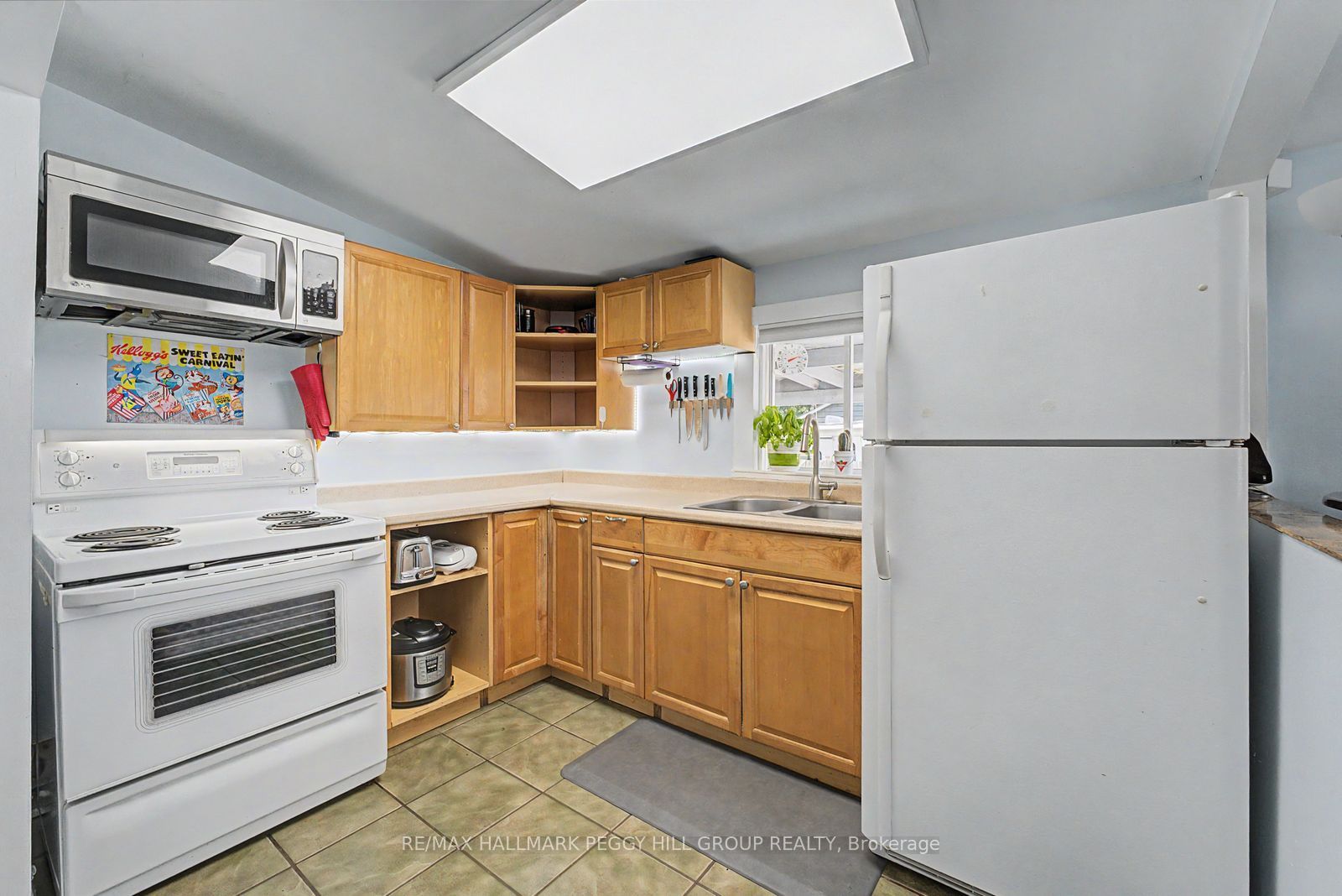 60 Laidlaw Street, Wasaga Beach, ON L9Z 2L2 photo 4