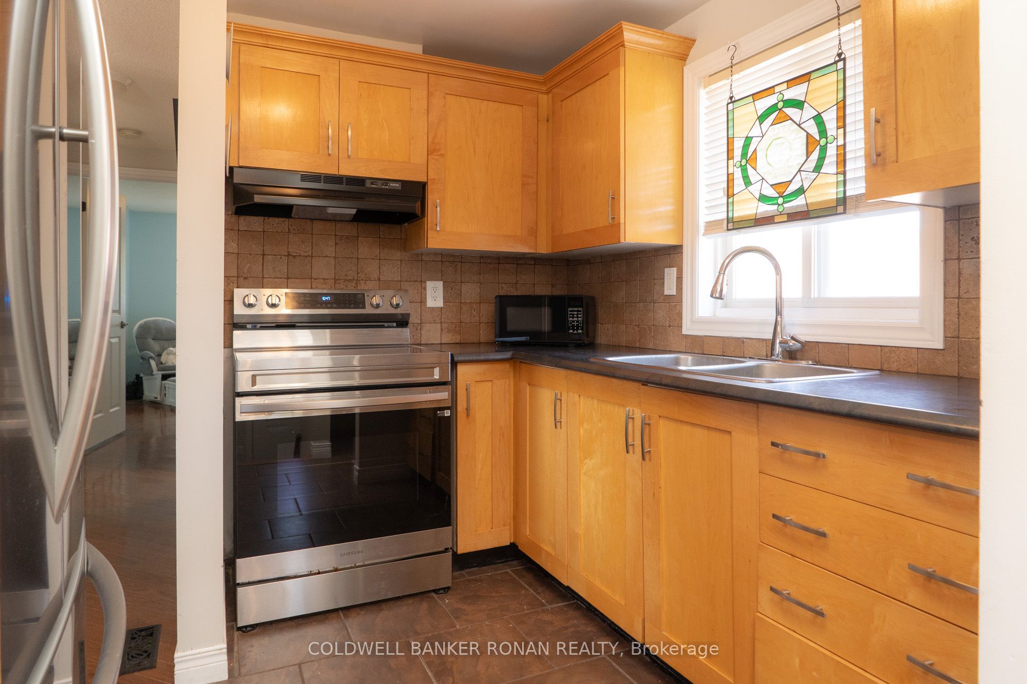 37 Ferguson Drive, Barrie, ON L4N 7B4 photo 5