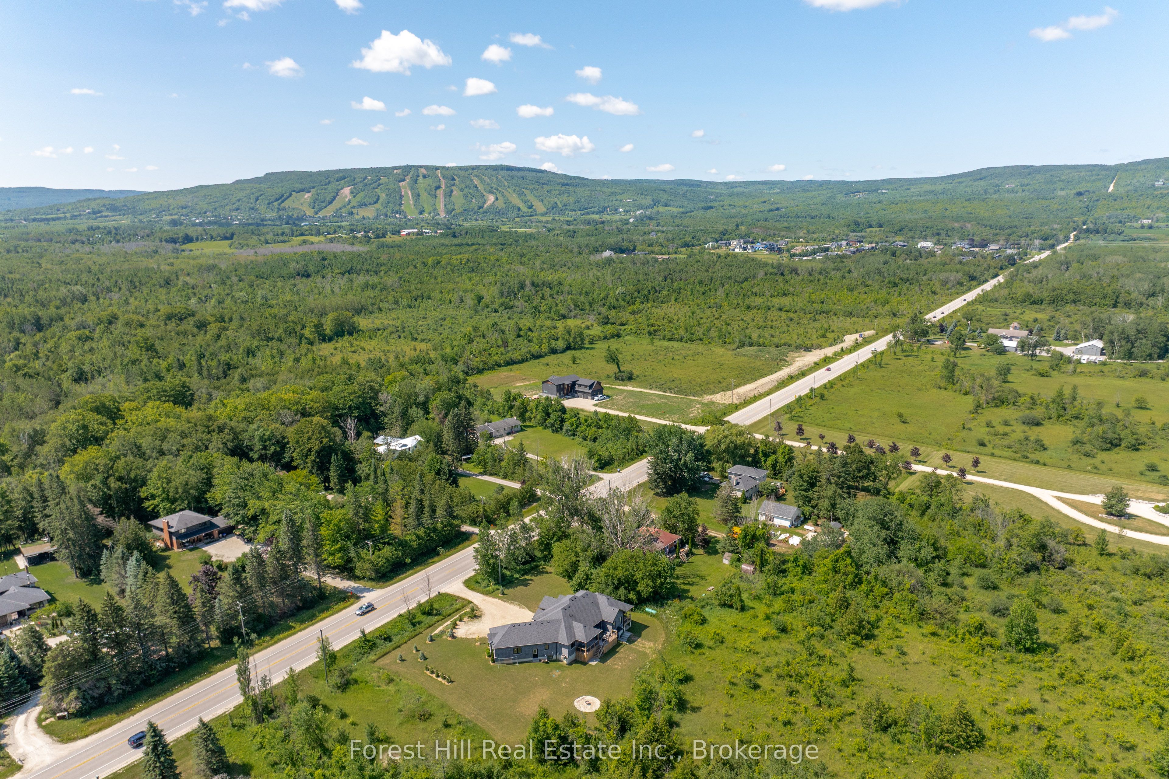 1029 Sixth Street, Collingwood, ON L9Y 3Y9 photo 4