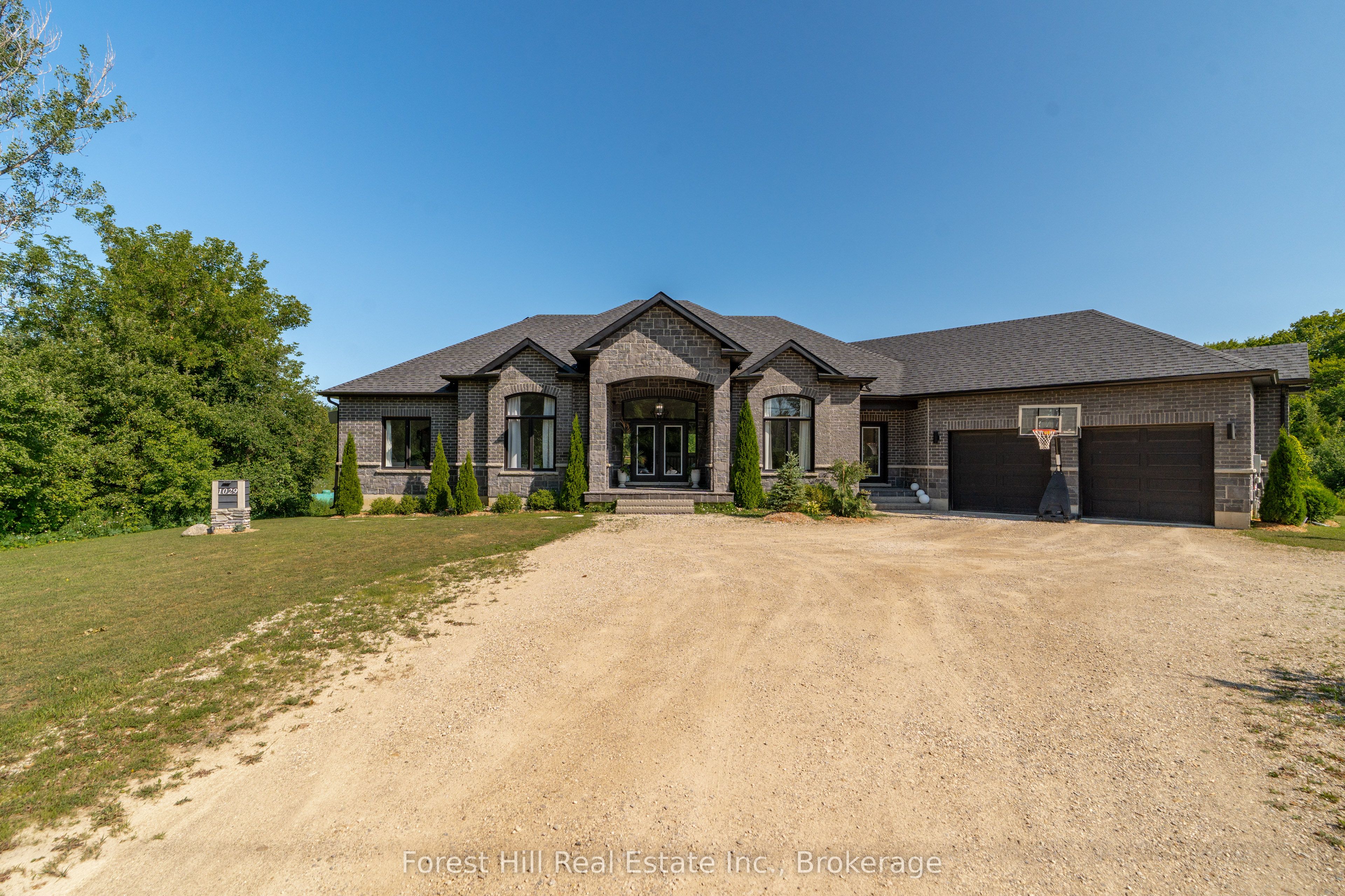 1029 Sixth Street, Collingwood, ON L9Y 3Y9 photo 5