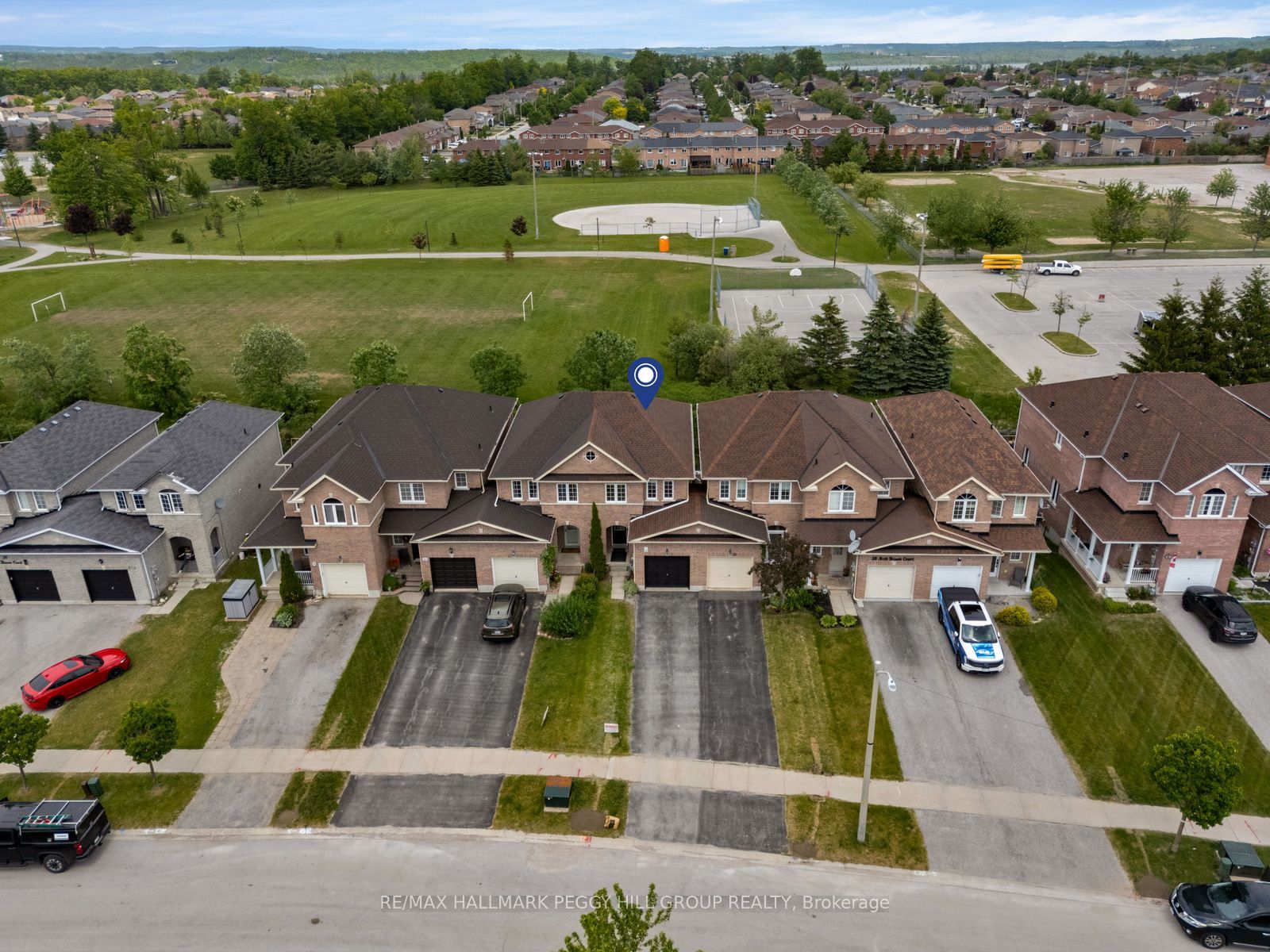 34 Arch Brown Court, Barrie, ON L4M 0C6 photo 2