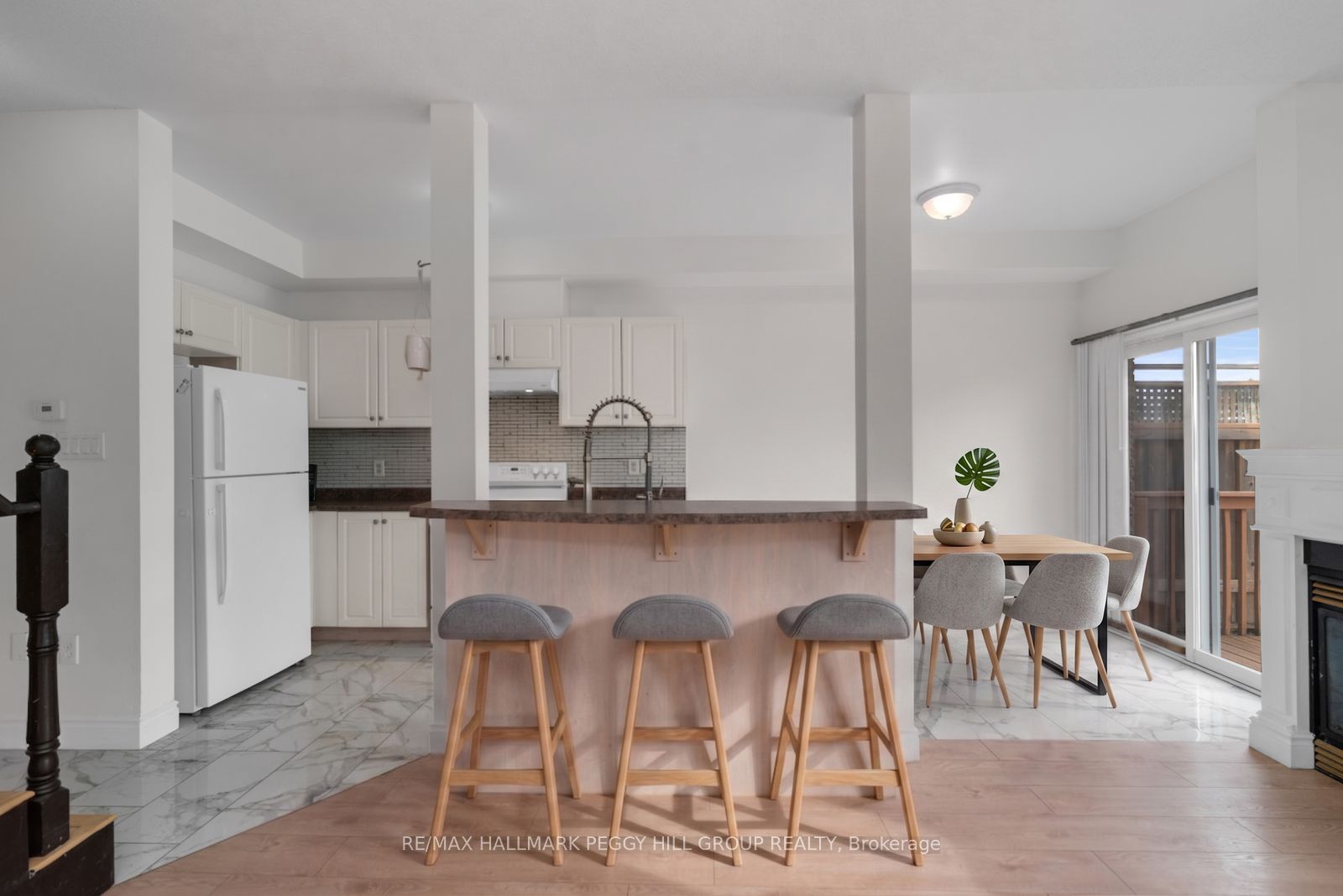 34 Arch Brown Court, Barrie, ON L4M 0C6 photo 4