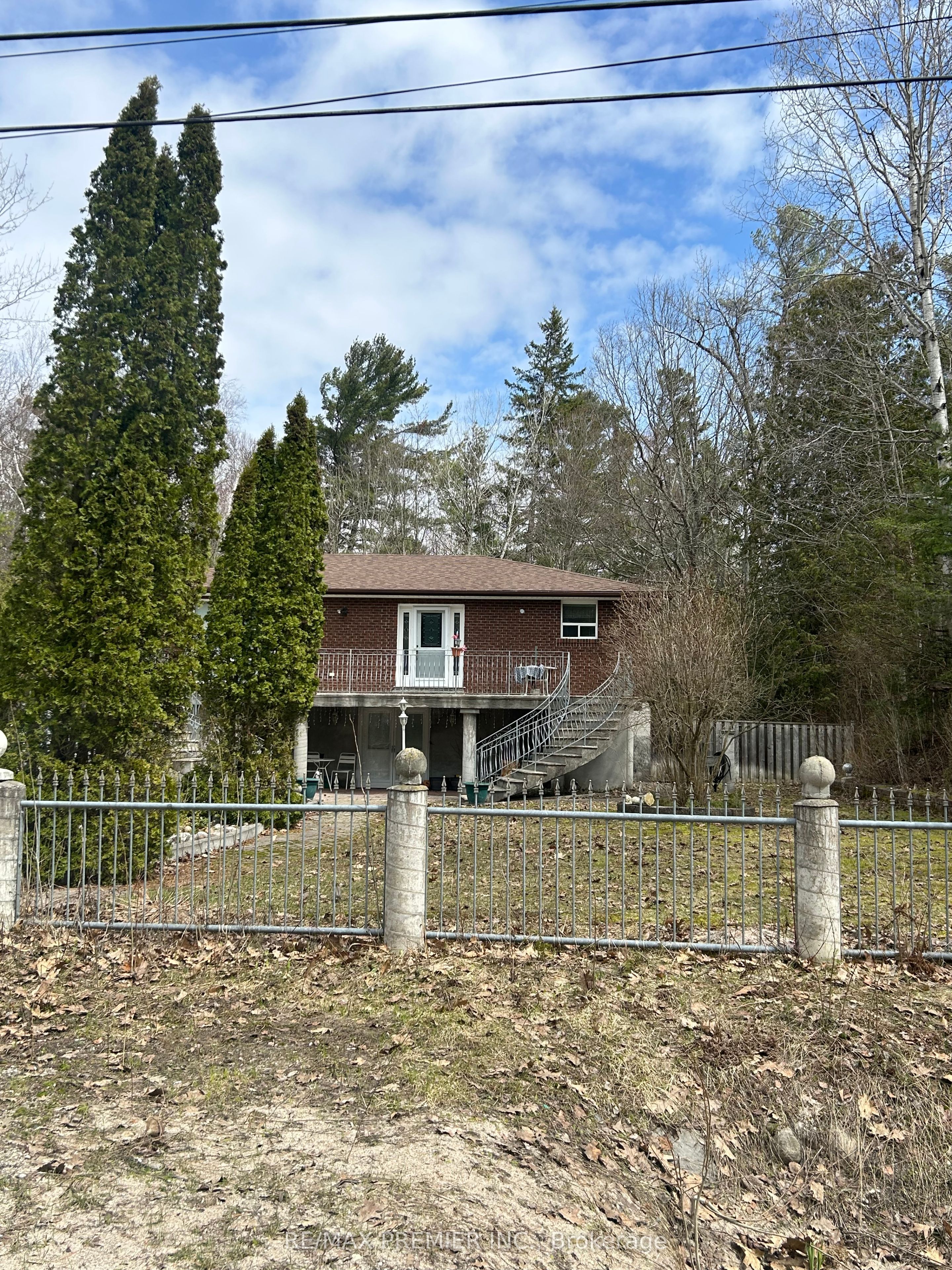 61 Cedar Lane Drive Main Floor, Wasaga Beach, ON L9Z 2S1 photo 2