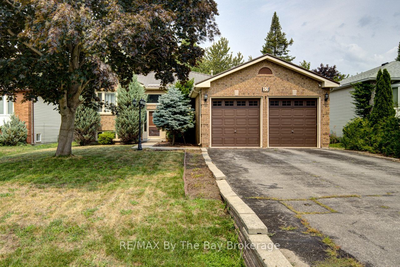 52 Caribou Trail, Wasaga Beach, ON L9Z 1H4 photo 2