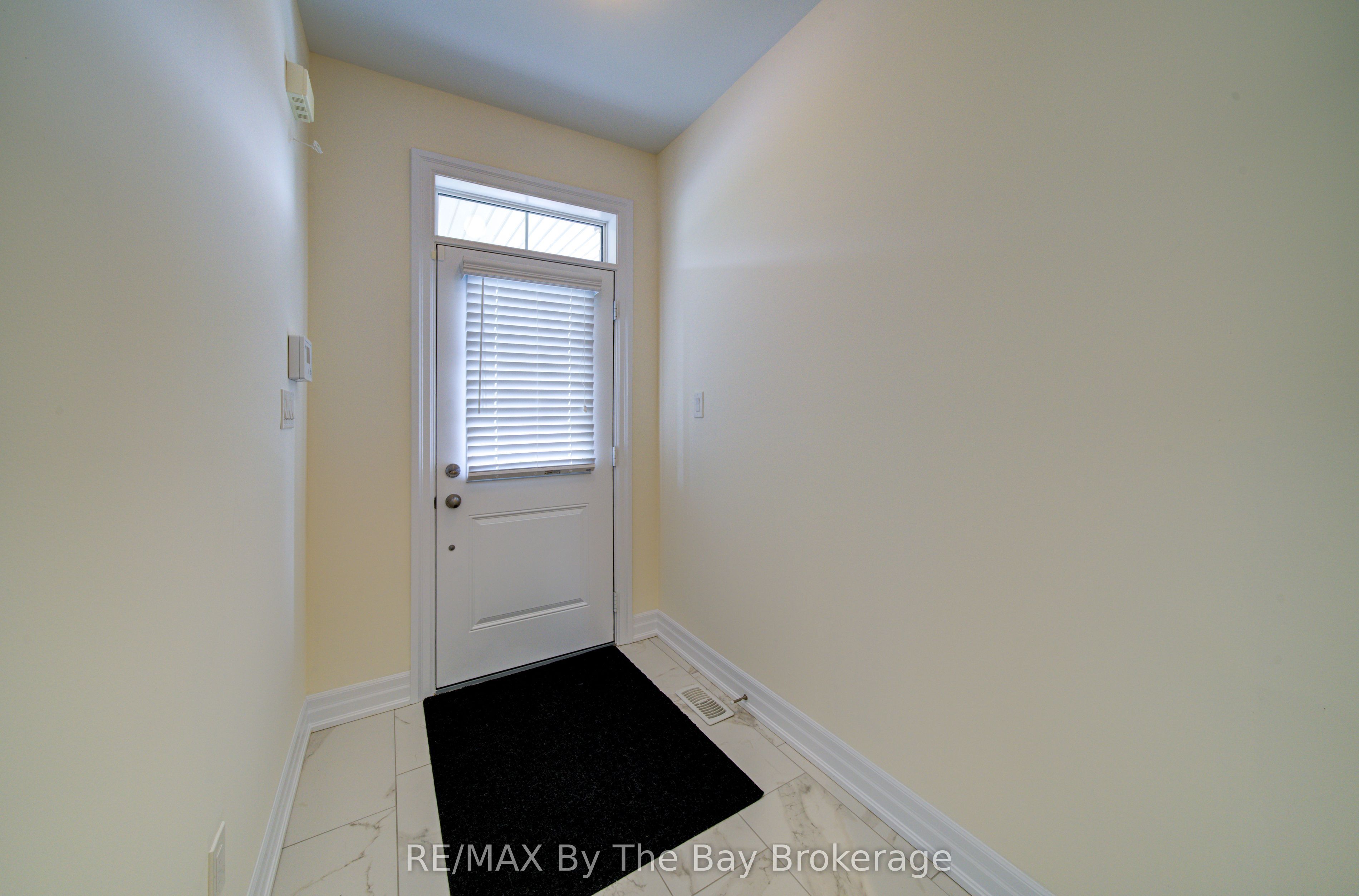 169 Allegra Drive, Wasaga Beach, ON L9Z 0H5 photo 4