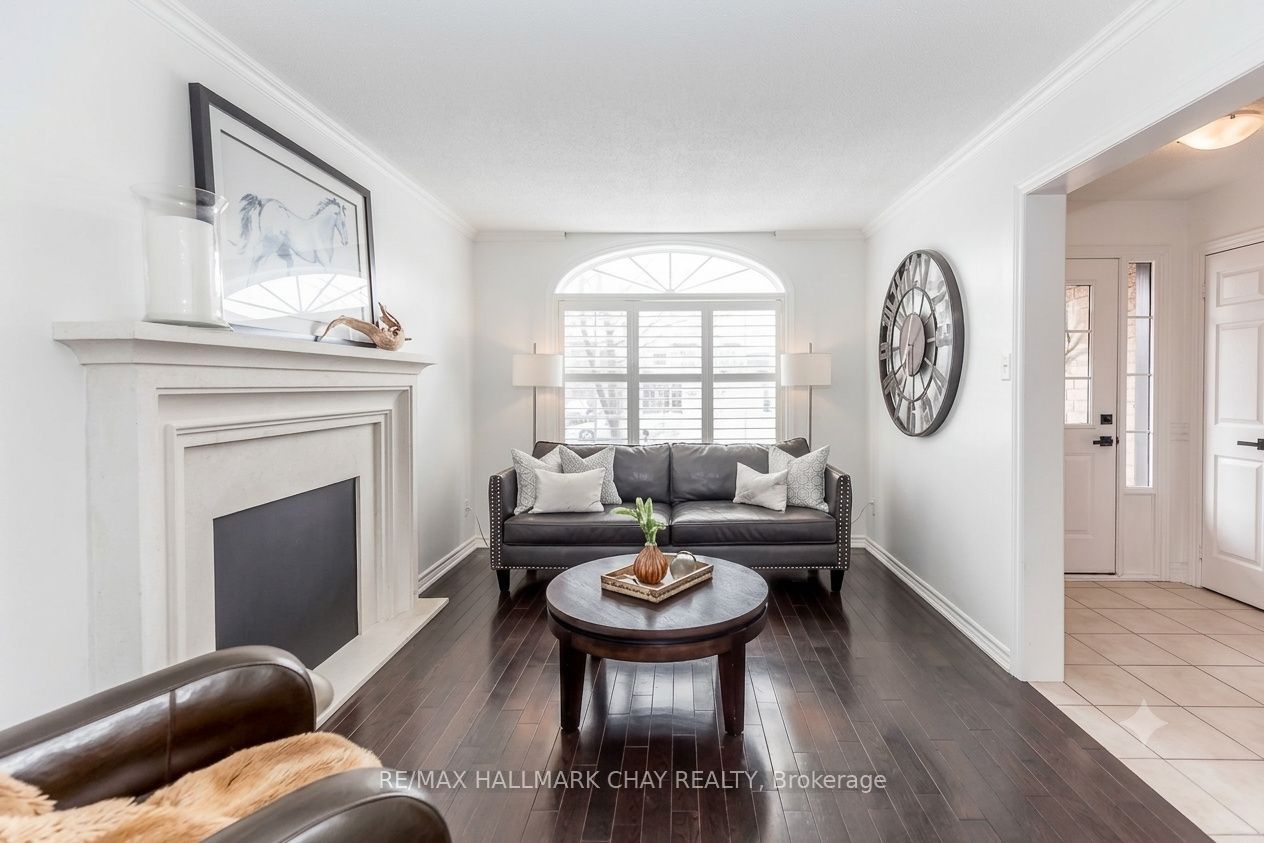 69 Kenwell Crescent, Barrie, ON L4N 0A3 photo 5