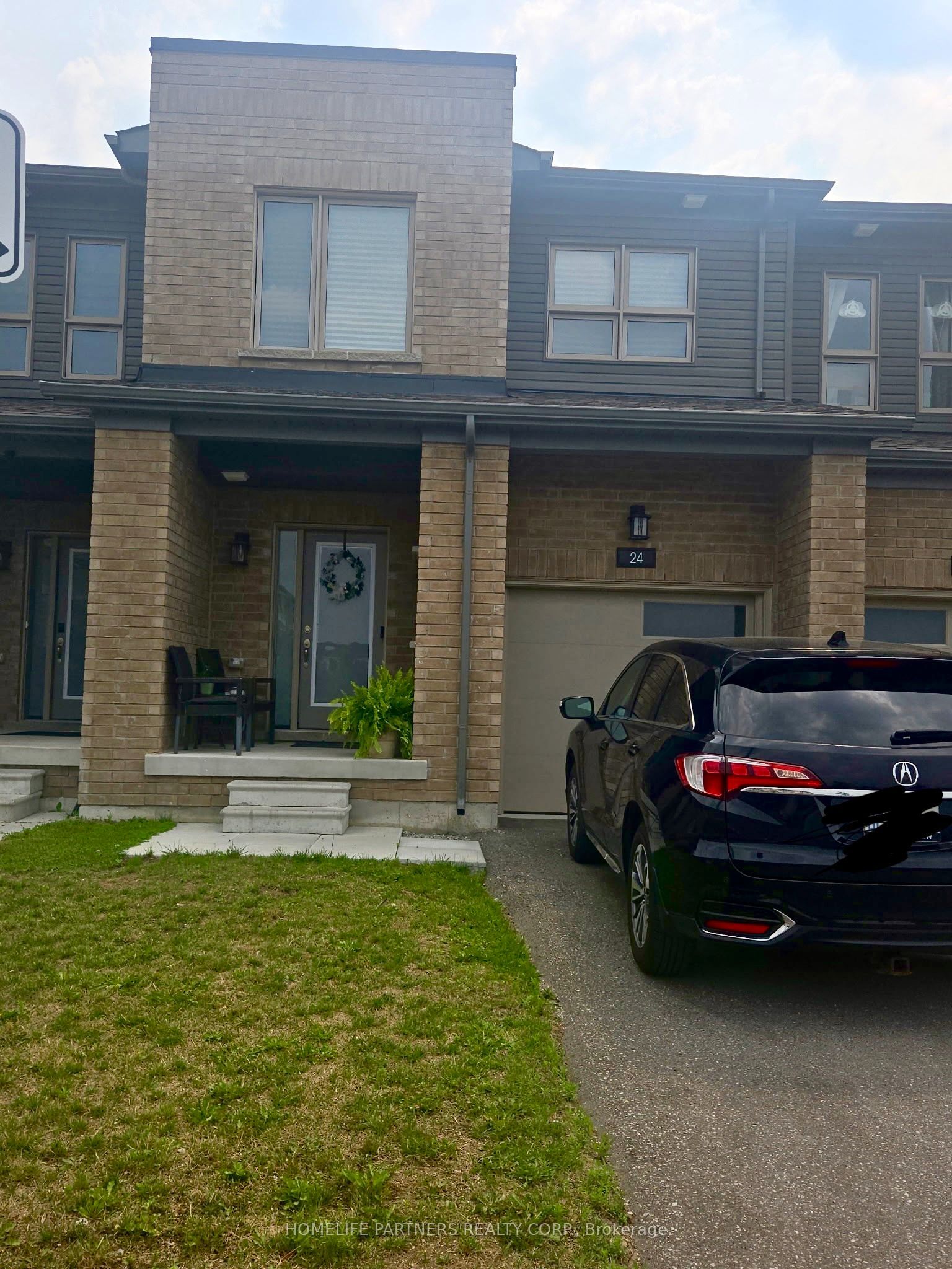 24 South Park Lane, Barrie, ON L9J 0M8 photo 3