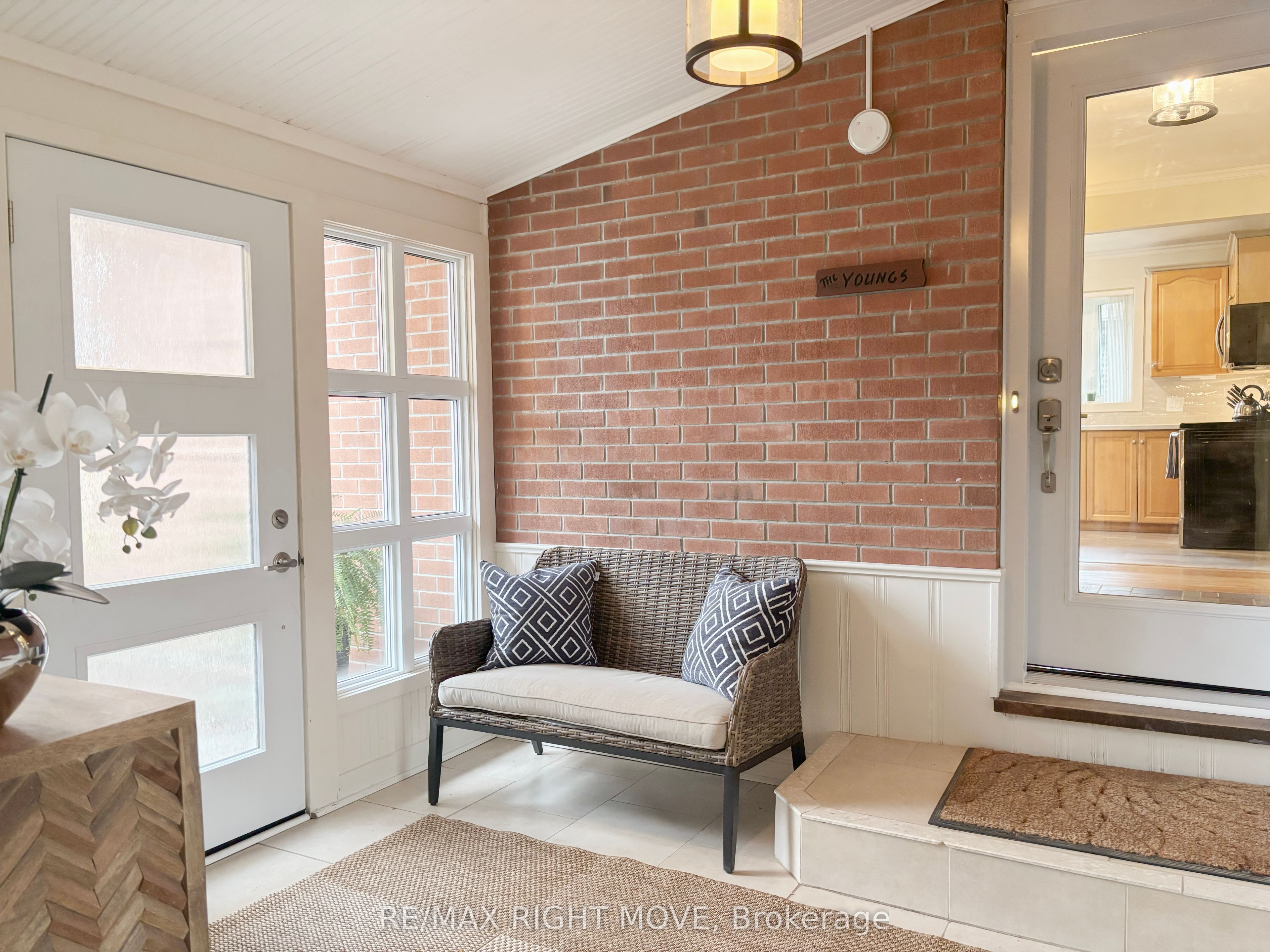 434 Highland Avenue, Orillia, ON L3V 4E7 photo 4