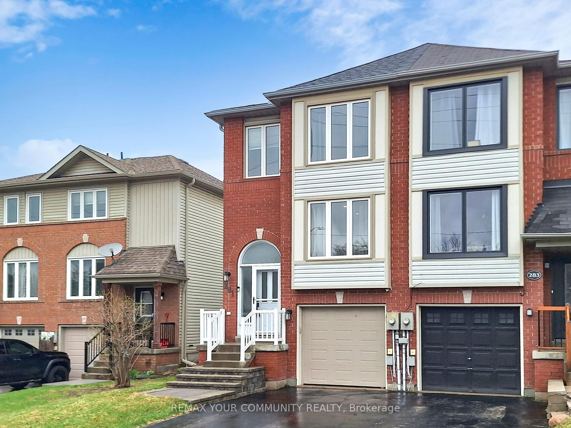 281 Ferndale Drive S, Barrie, ON L4N 8K1