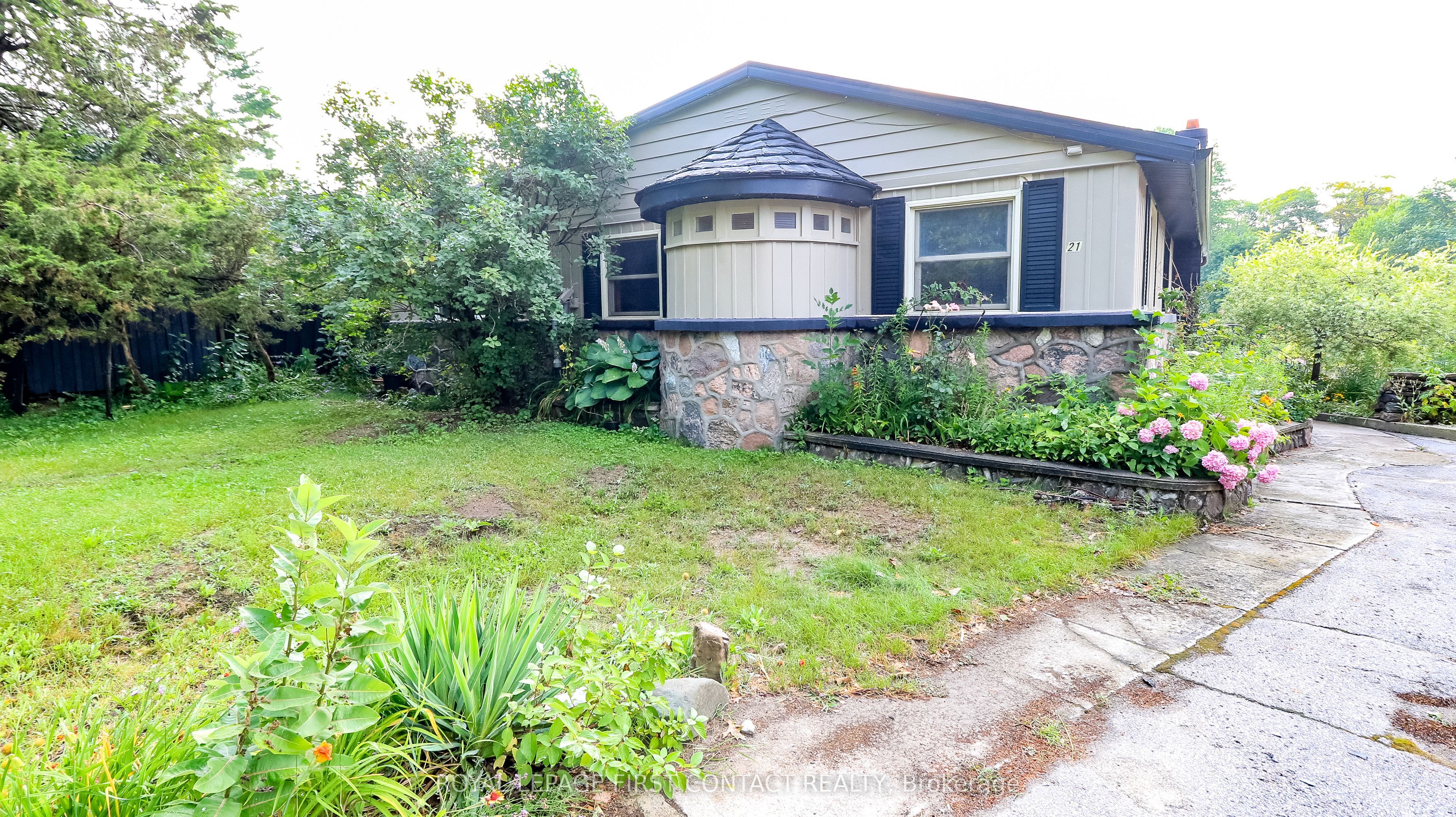 21 Sunnidale Road, Wasaga Beach, ON L9Z 2M5 photo 5