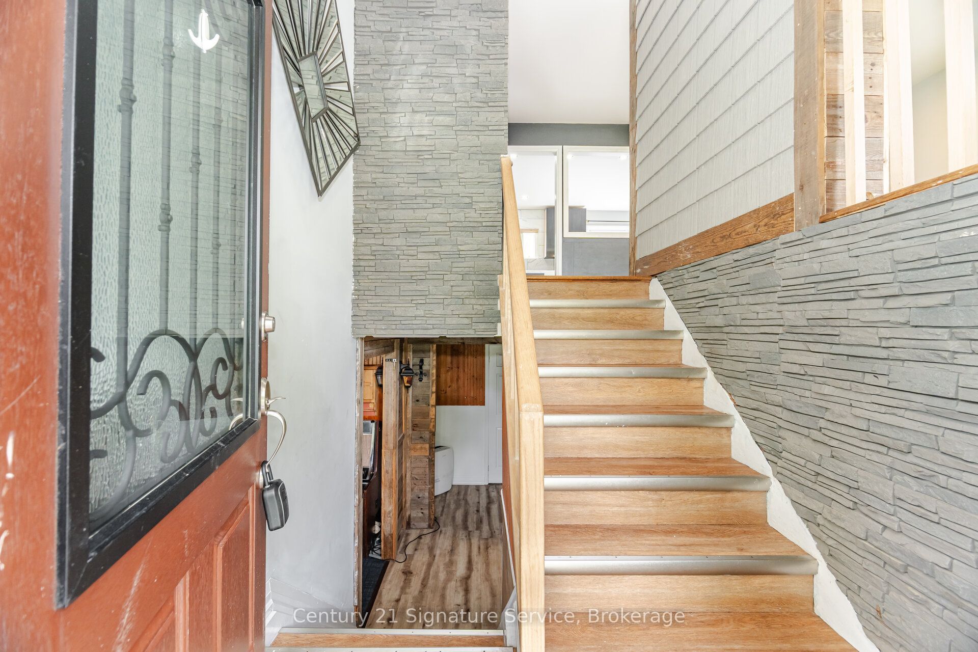 120 Switzer Street, Clearview, ON L0M 1N0 photo 5