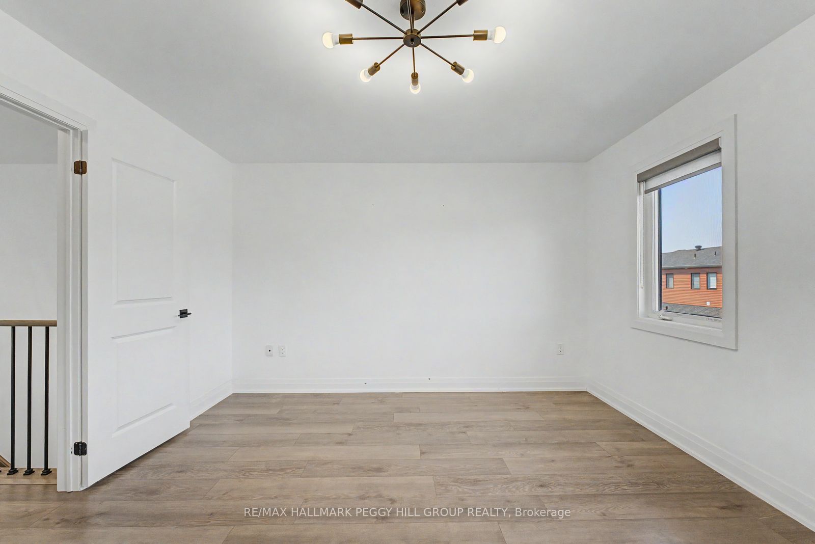 60 Fairlane Avenue, Barrie, ON L9J 0M9 photo 4