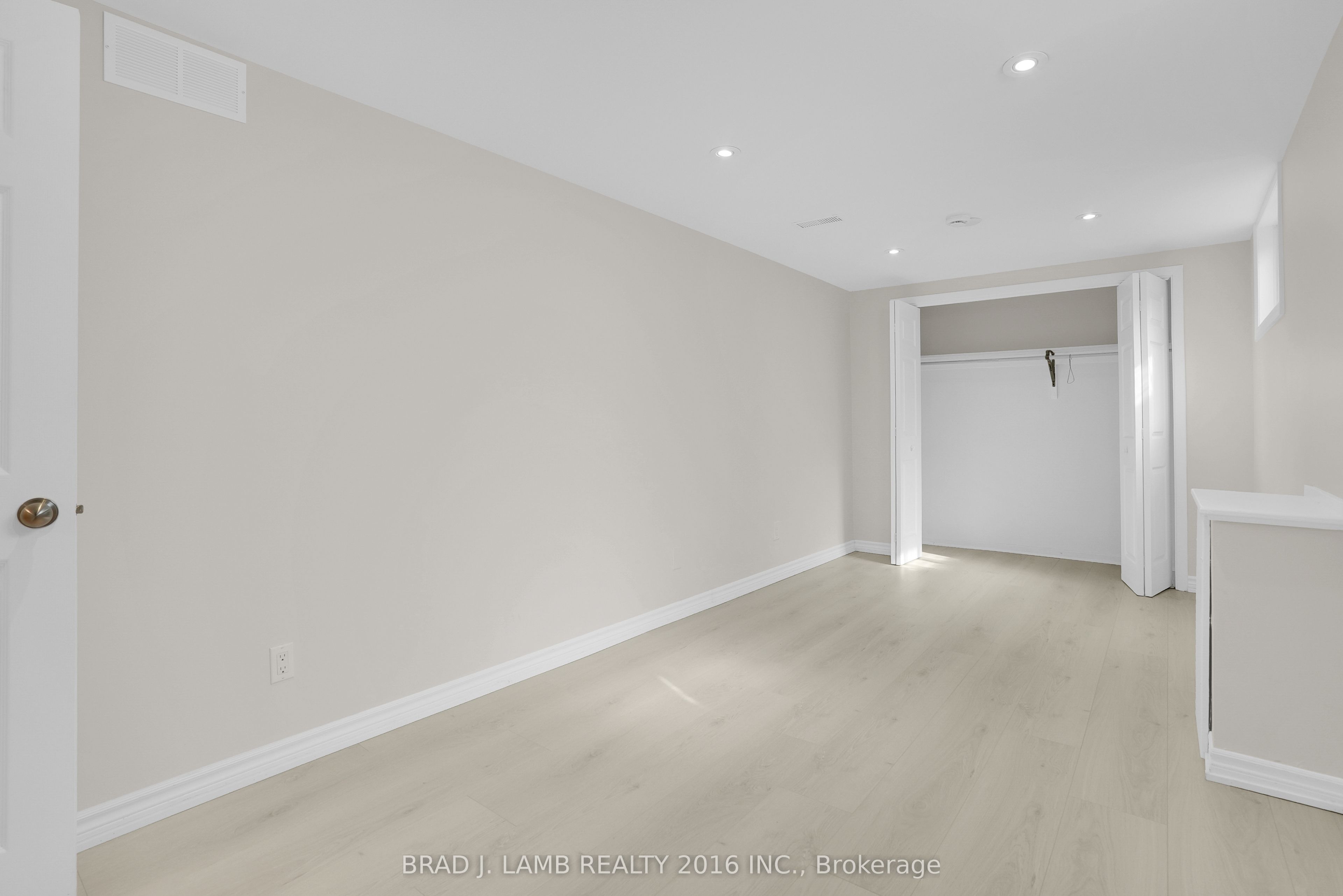 75 Marshall Street #Lower, Barrie, ON L4N 3S9 photo 3