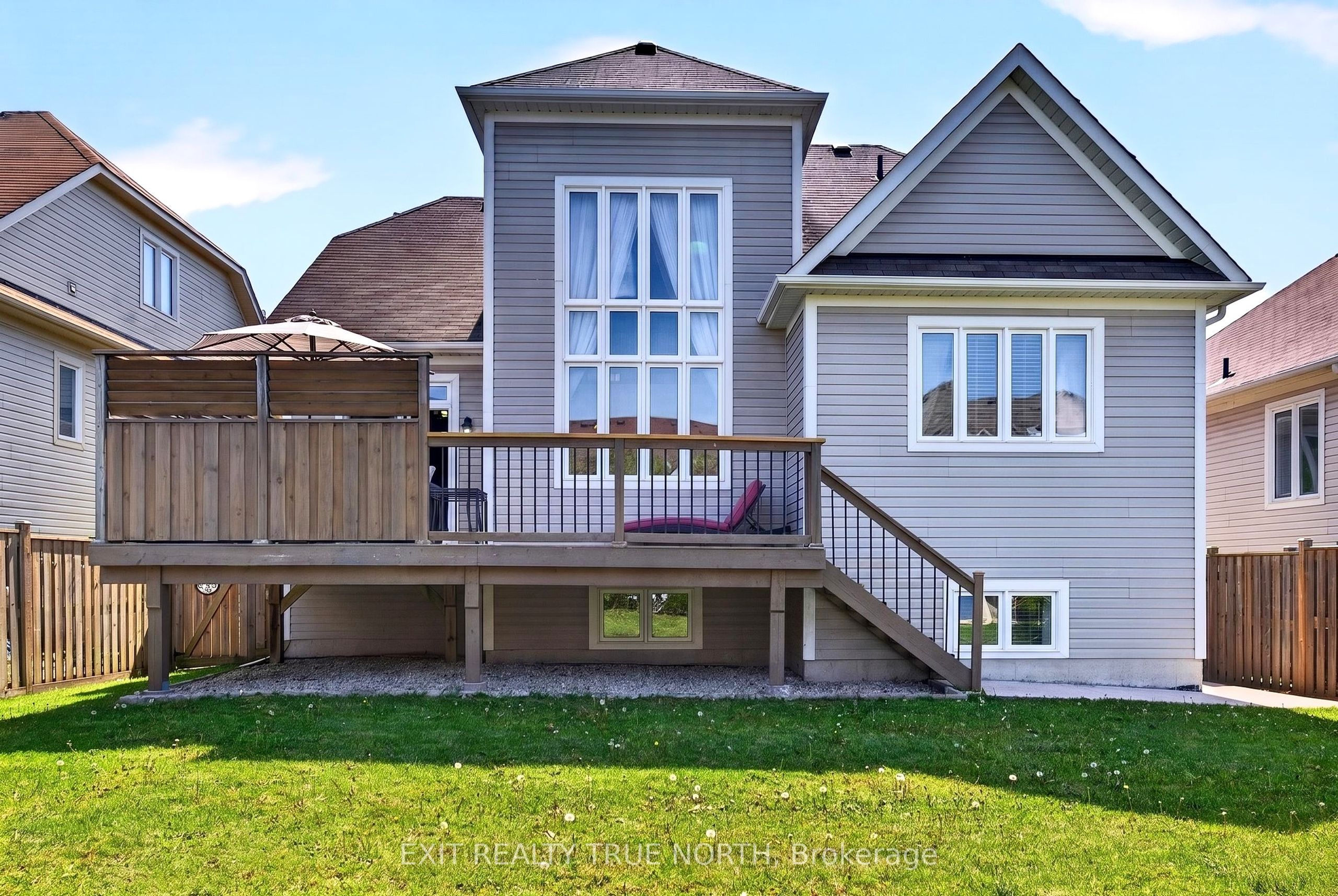 27 Grand Poplar Lane, Wasaga Beach, ON L9Z 0C7 photo 2