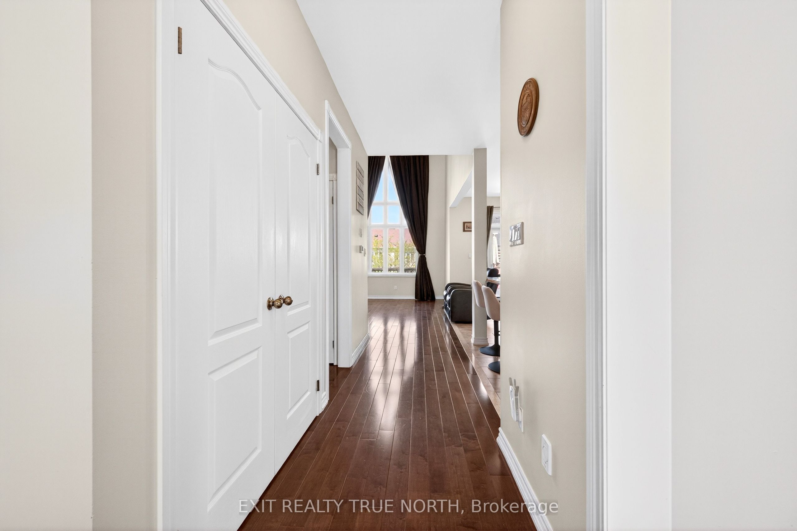 27 Grand Poplar Lane, Wasaga Beach, ON L9Z 0C7 photo 5