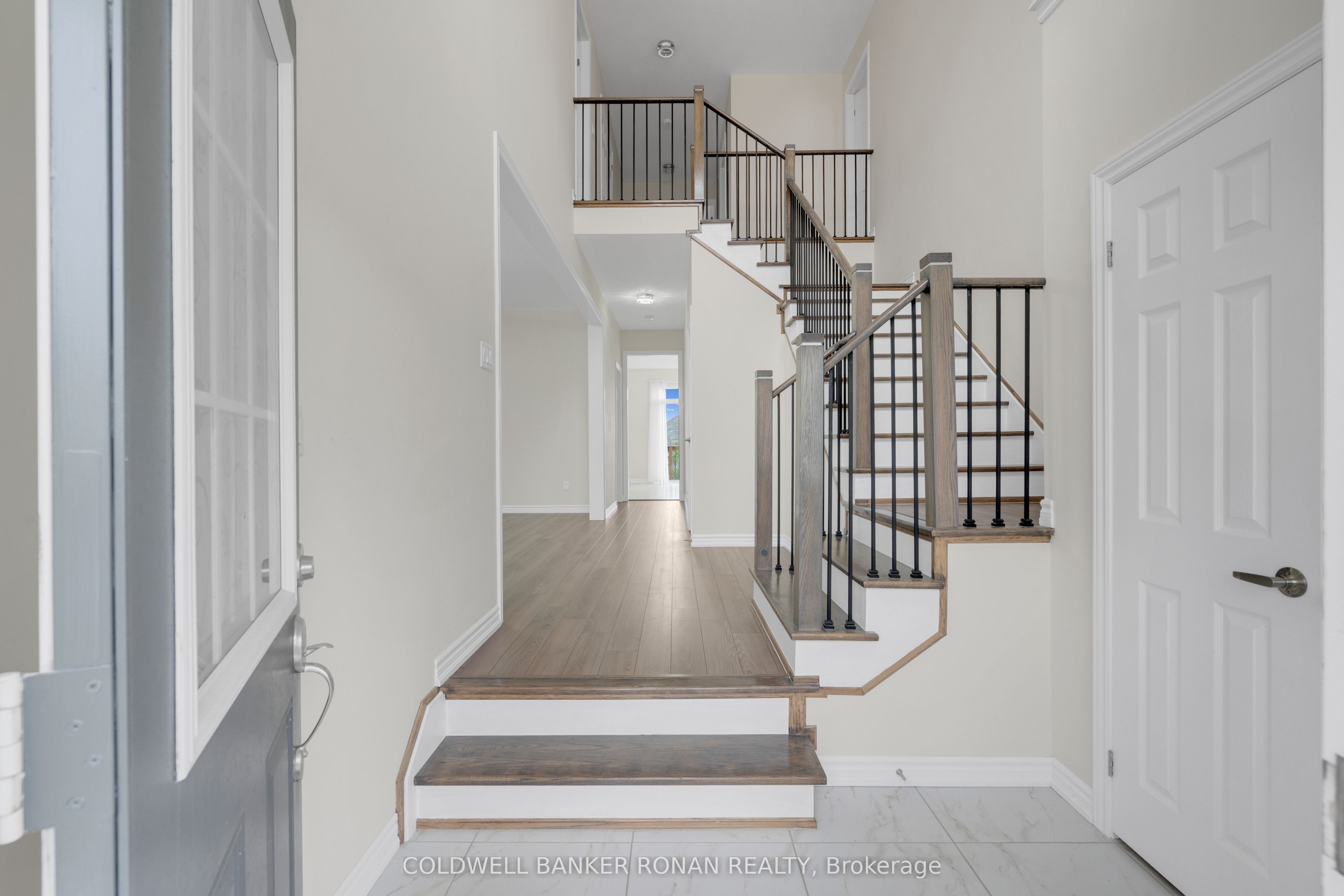 203 Roy Drive, Clearview, ON L0M 1S0 photo 5