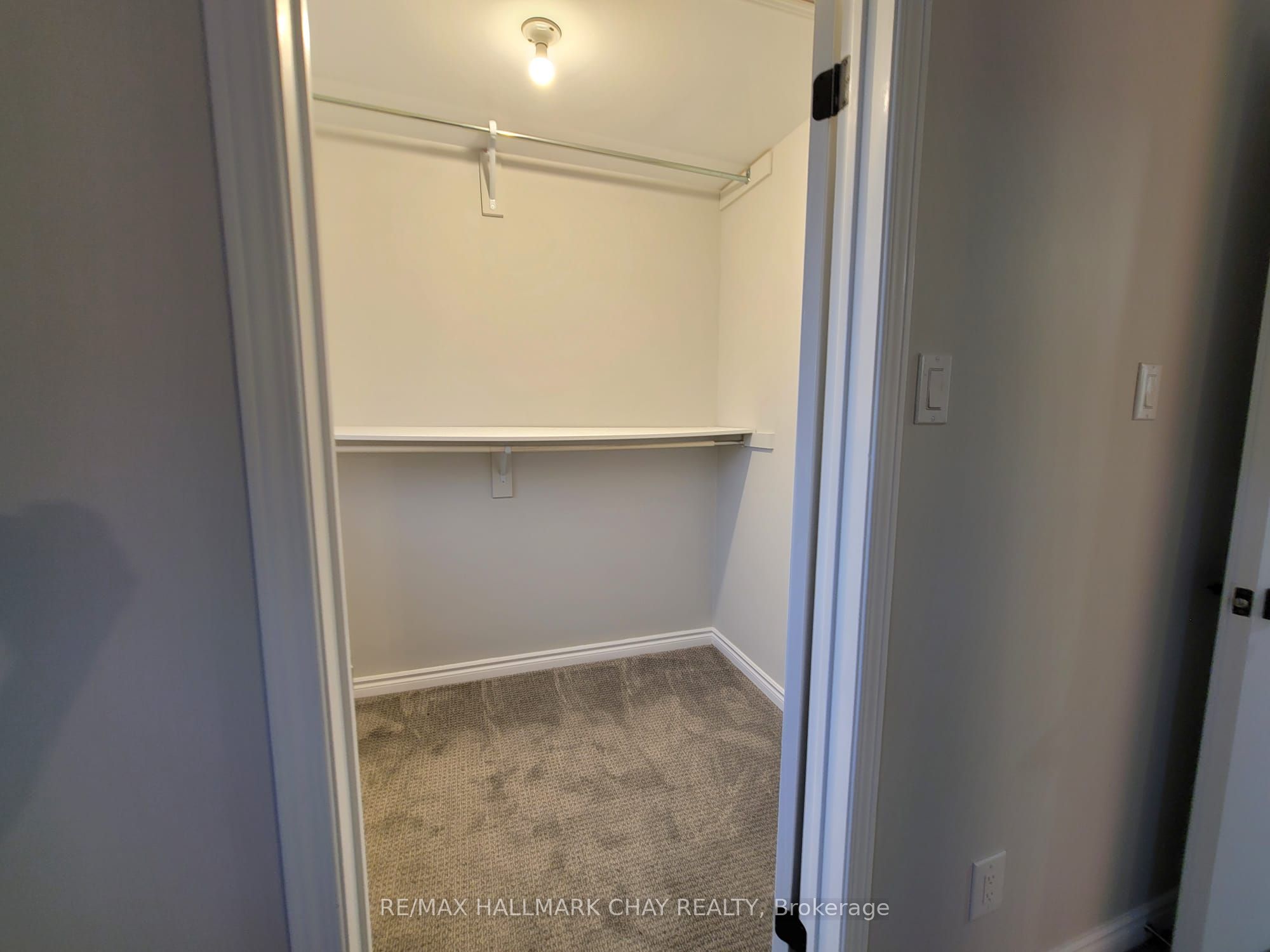 30 Orwell Crescent, Barrie, ON L4N 6M6 photo 5