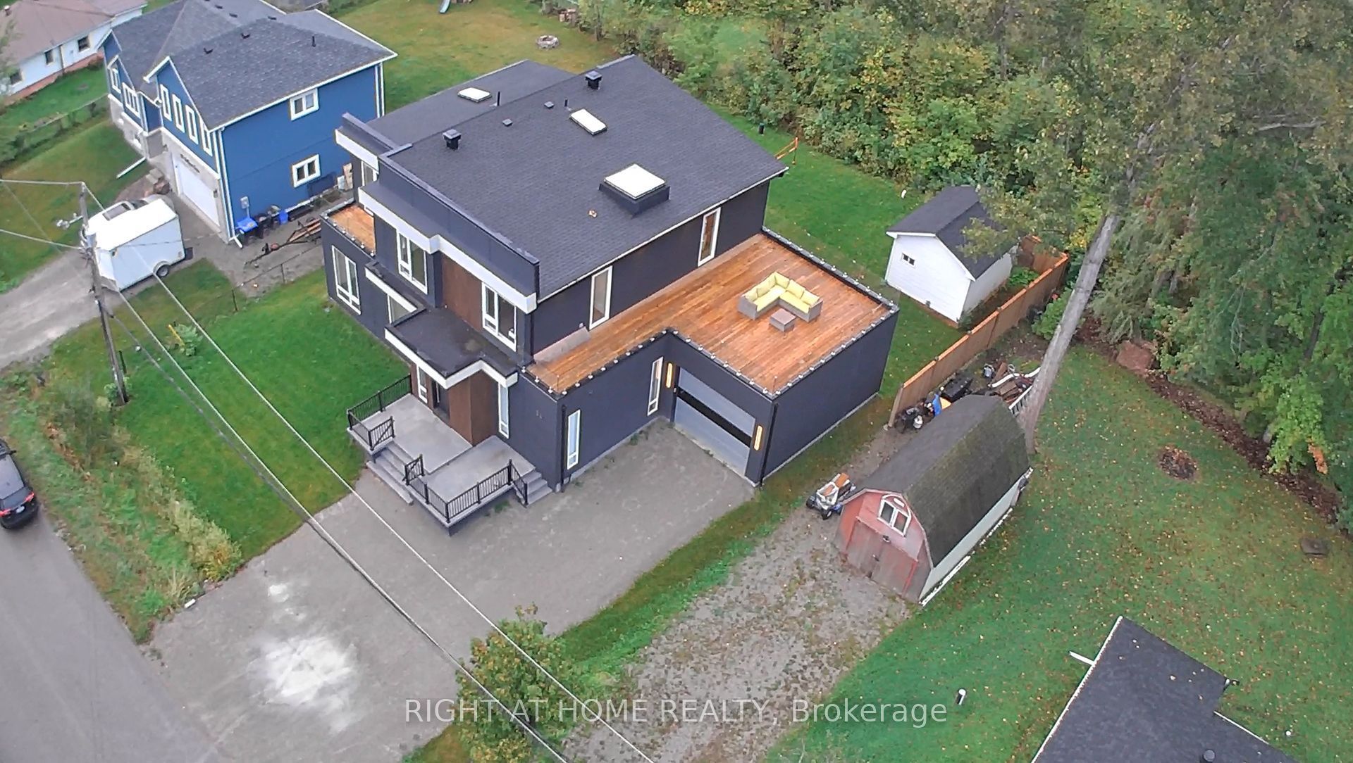 56 Sallows Drive, Tay, ON L0K 2A0